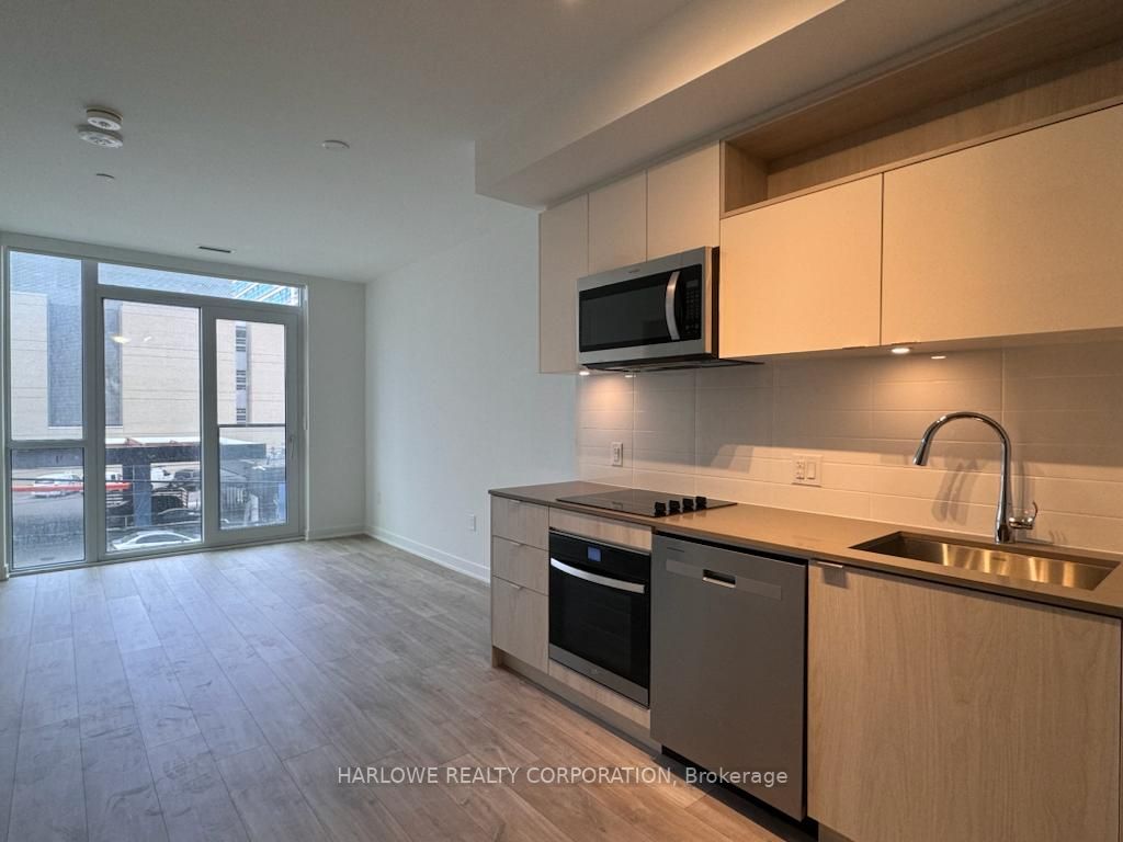 100 Dalhousie Street #202
