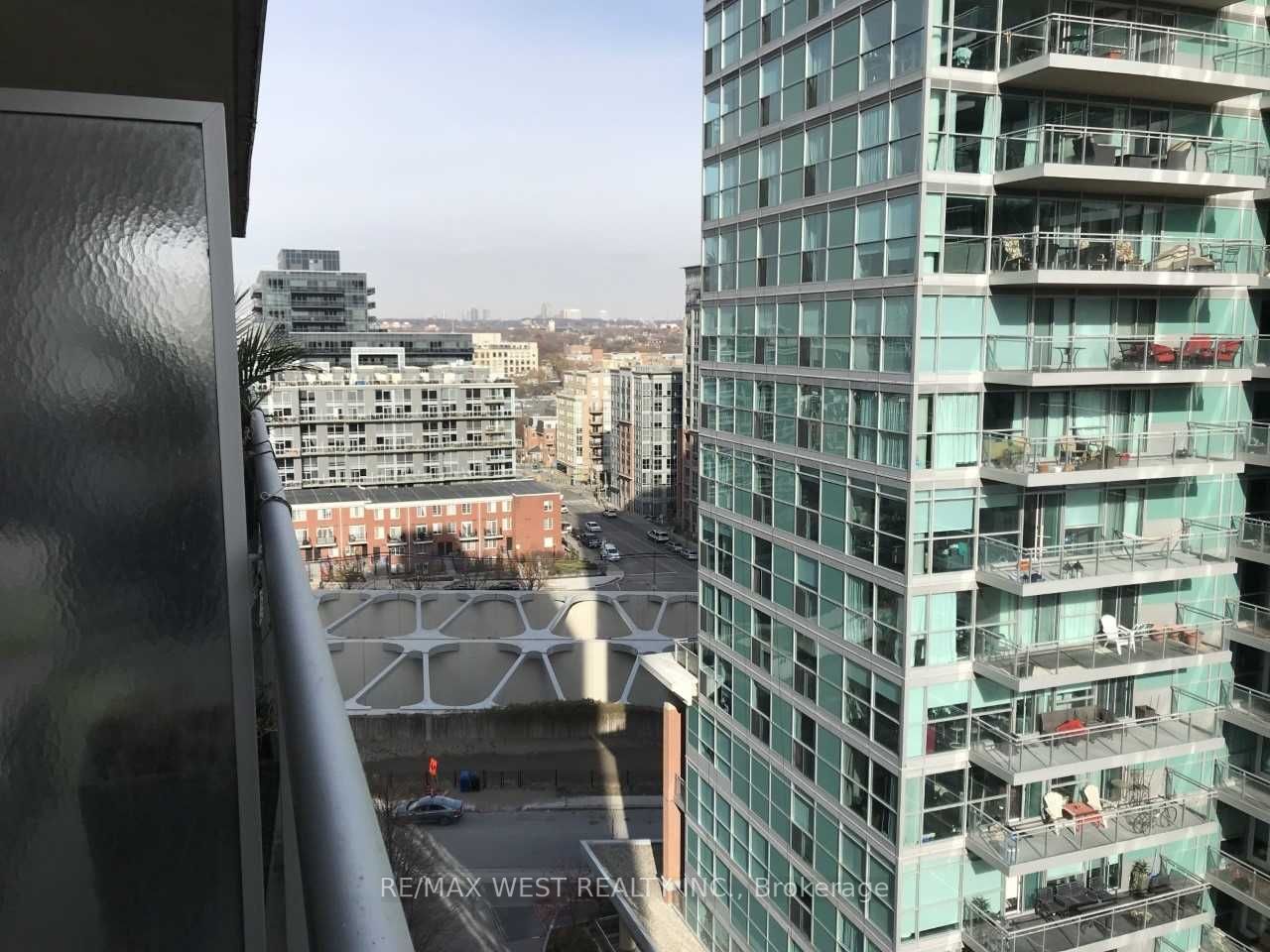 50 Lynn Williams St, #1113