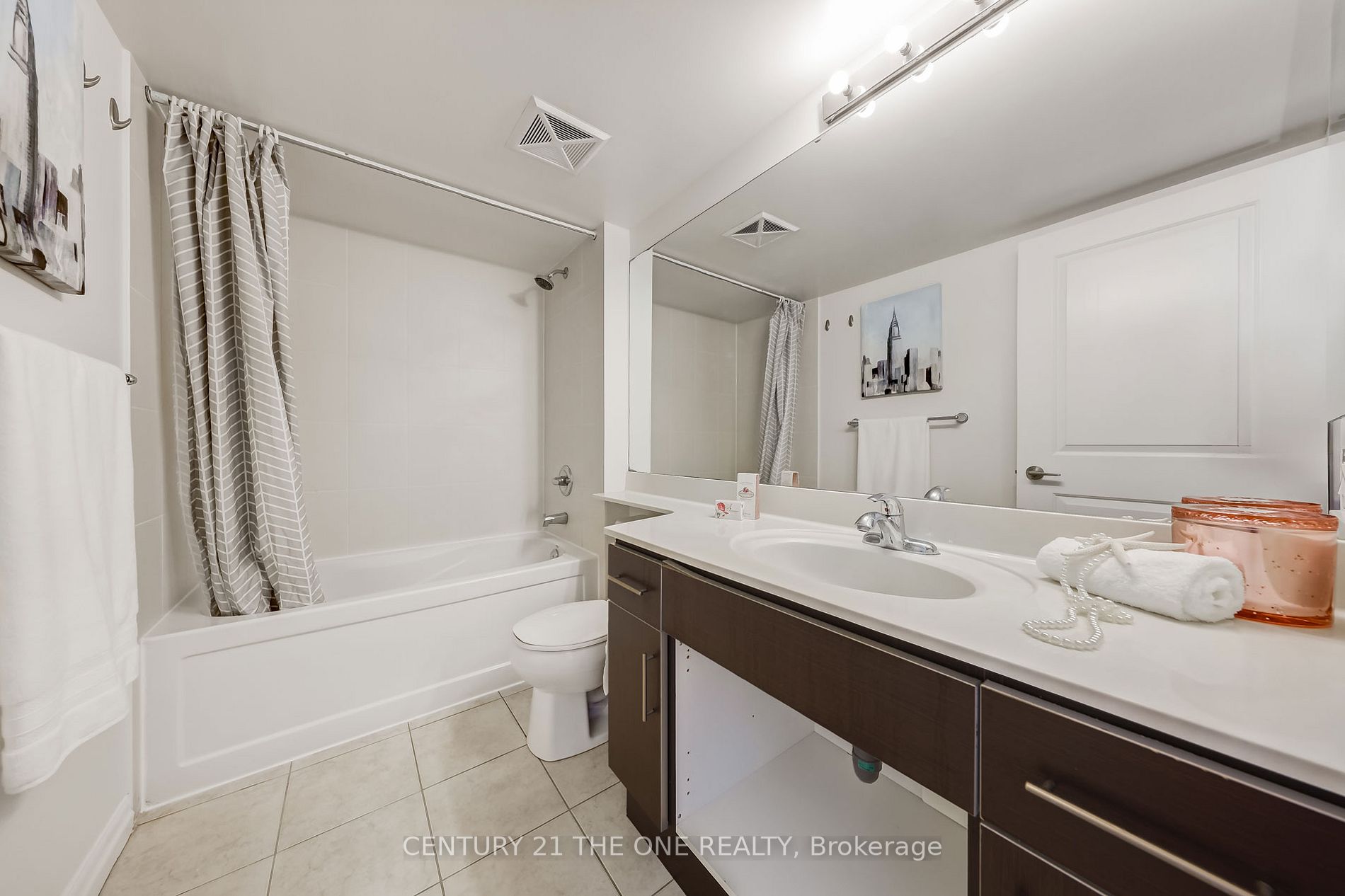 30 Herons Hill Way, #408