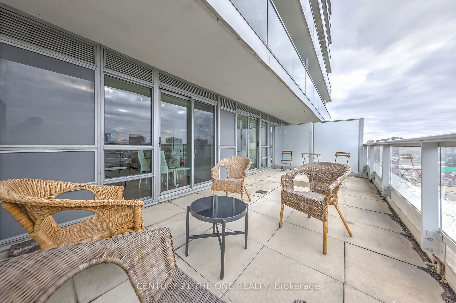 30 Herons Hill Way, #408