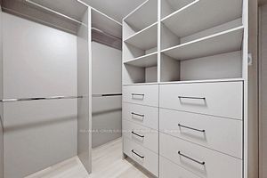 131 Beecroft Rd, #1409