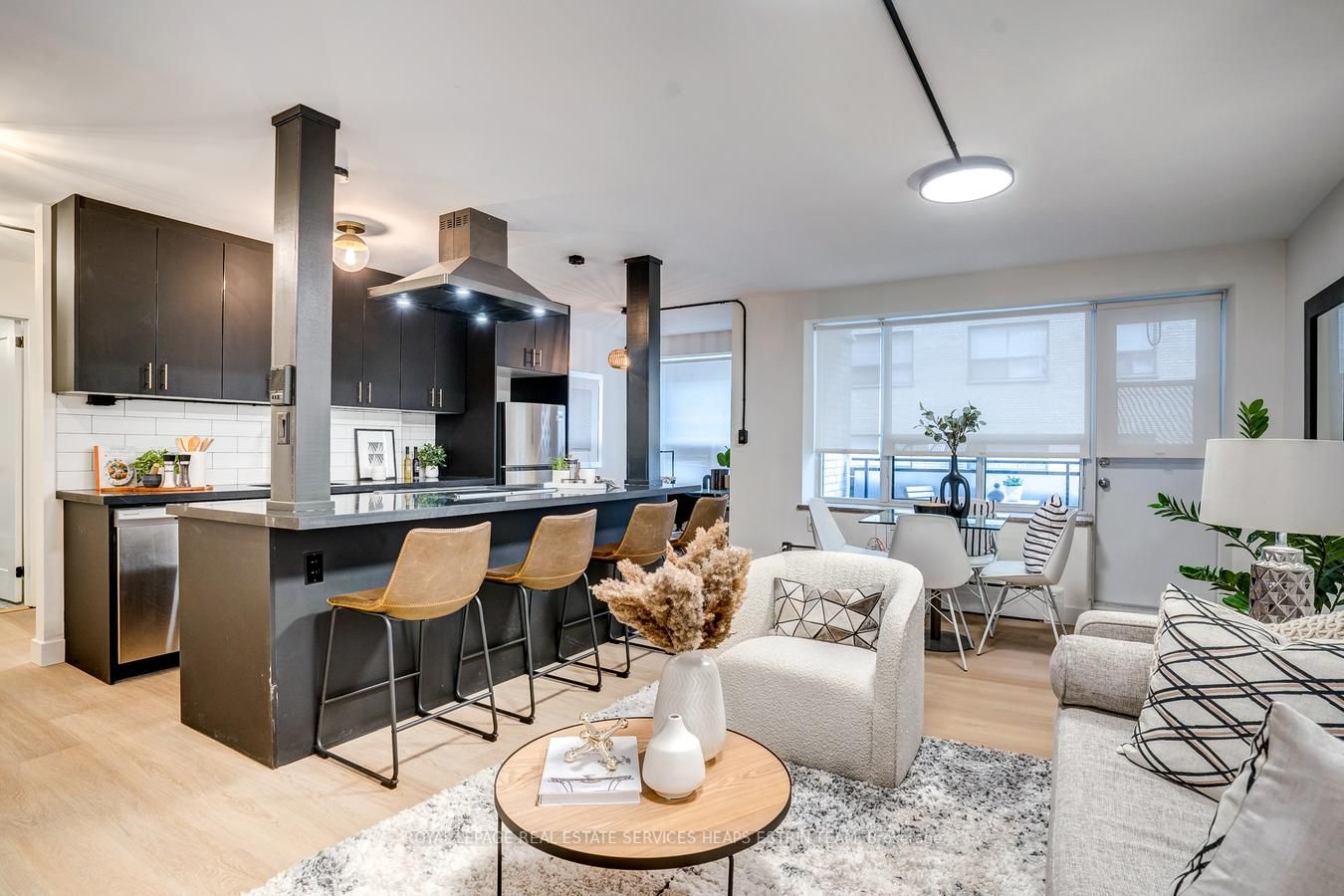 420 Eglinton Ave E, #506