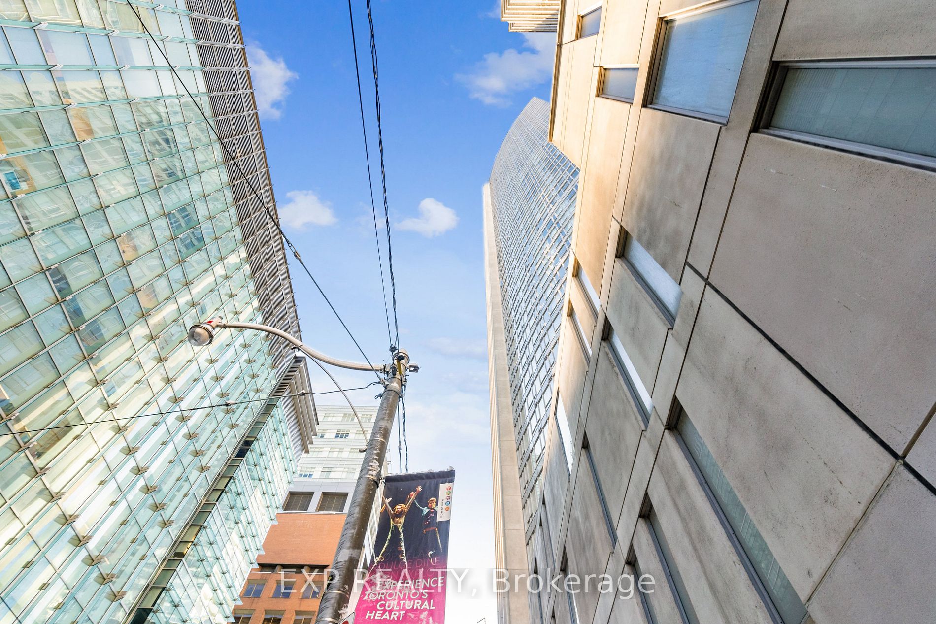210 Victoria St, #3205