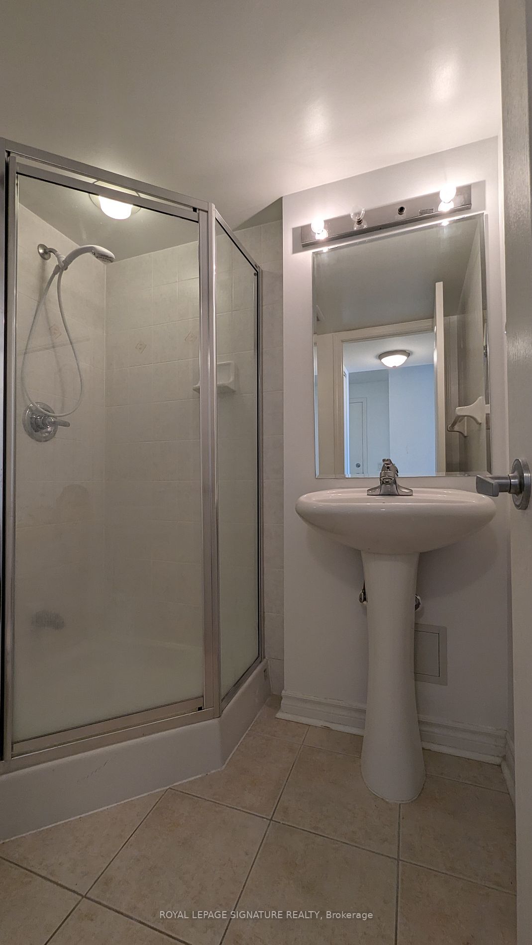 17 Barberry Pl, #1109