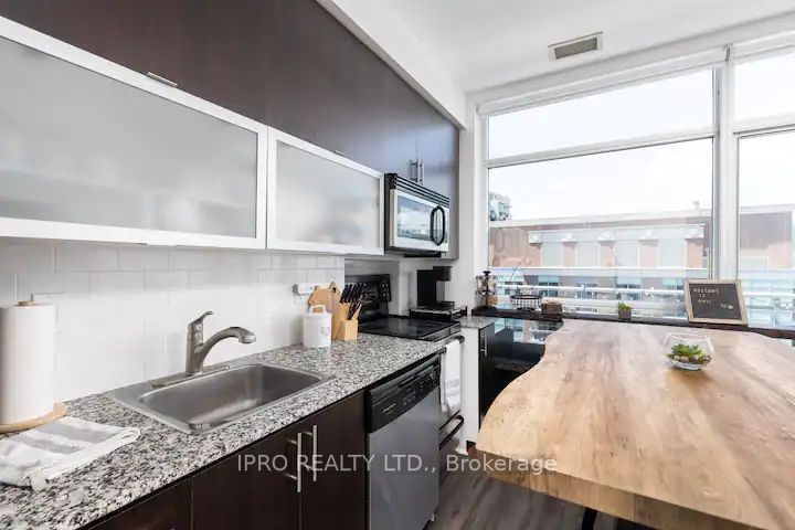 80 Western Battery Rd, #Uph11