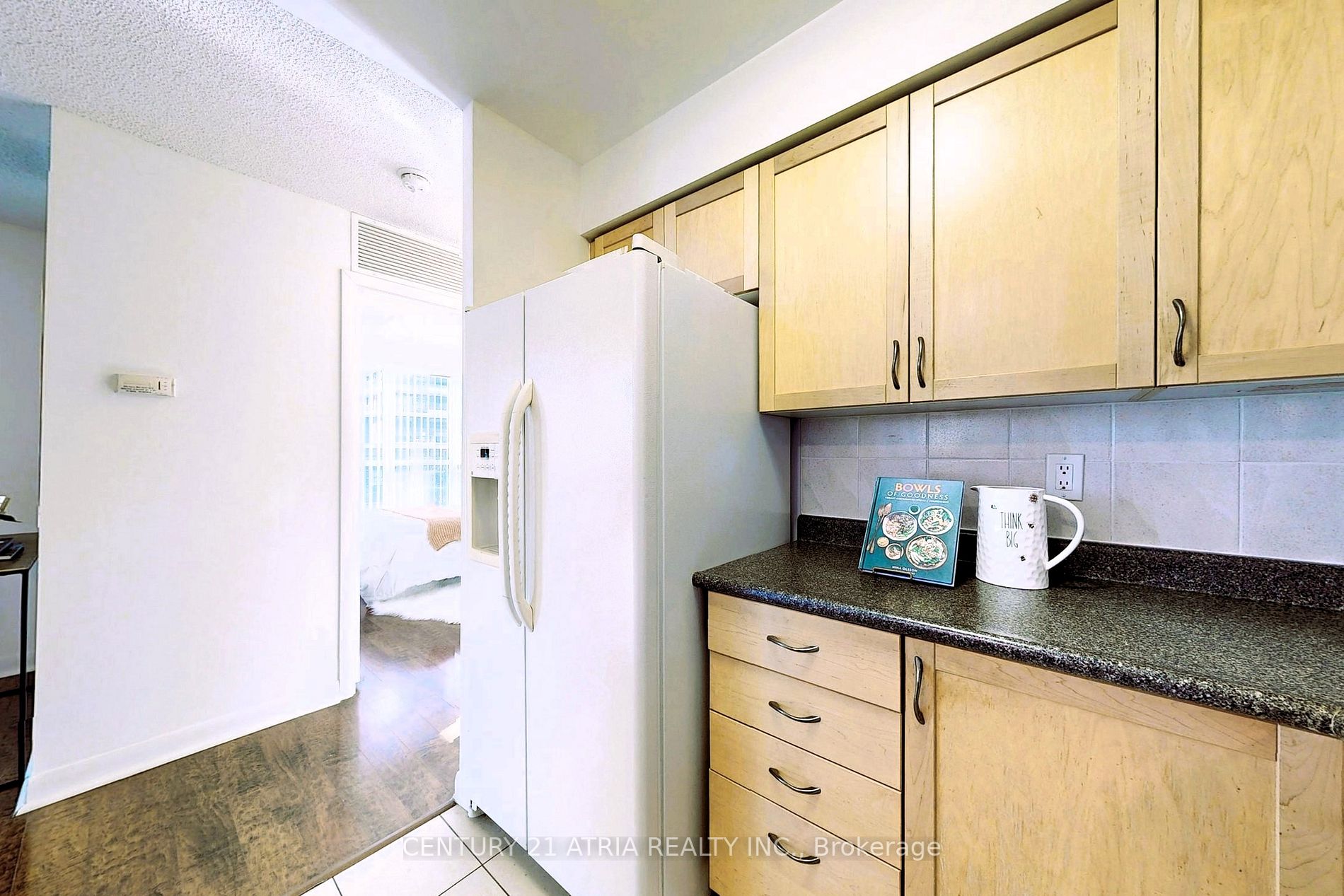 4968 Yonge St, #710