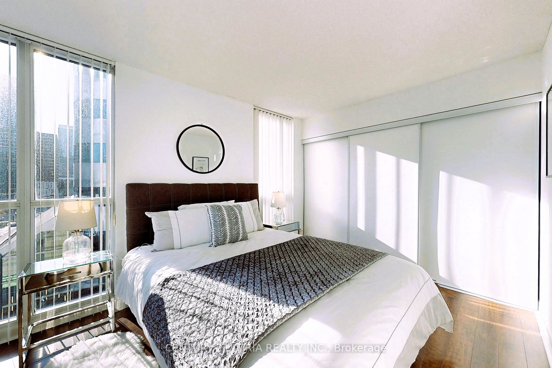 4968 Yonge St, #710