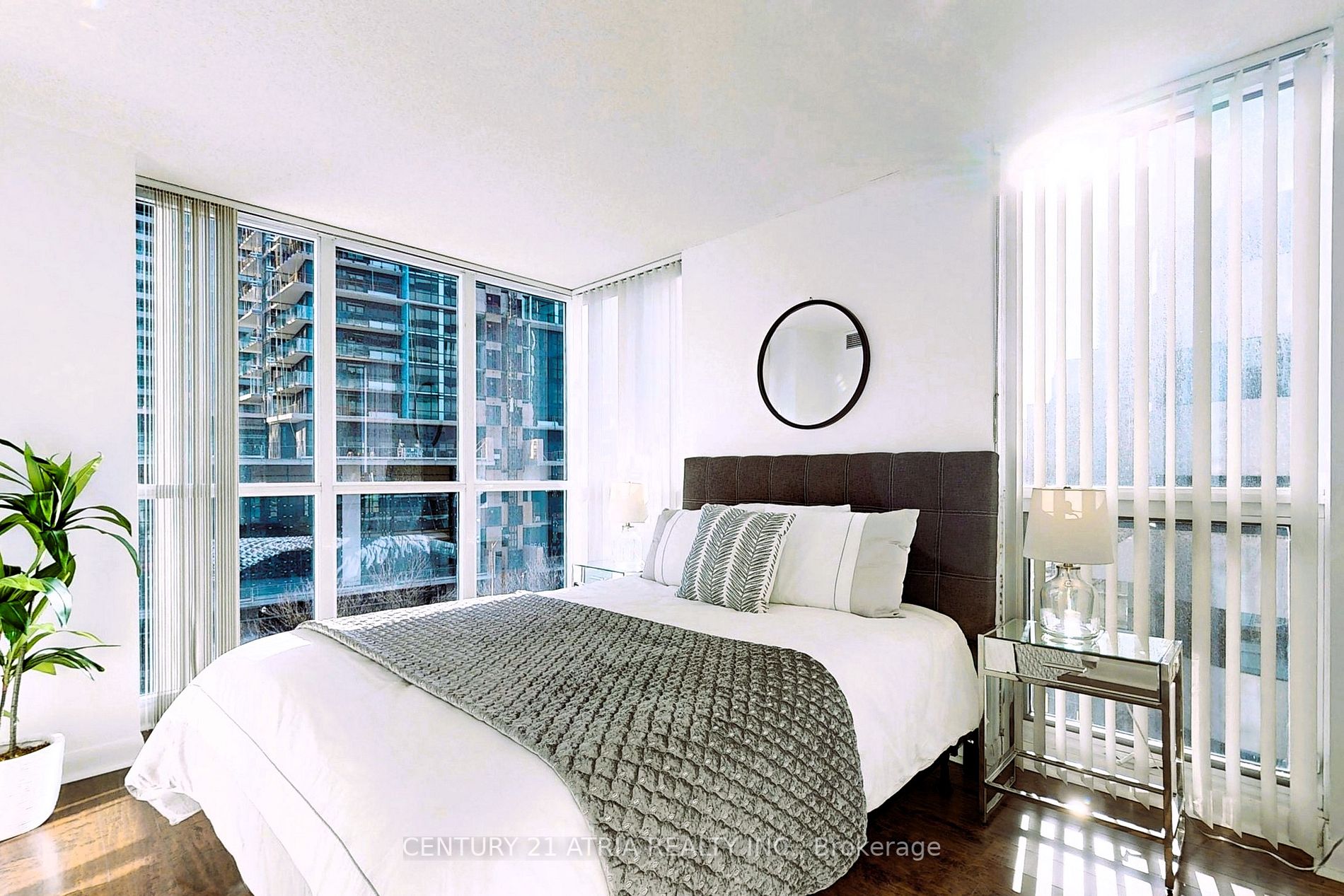 4968 Yonge St, #710
