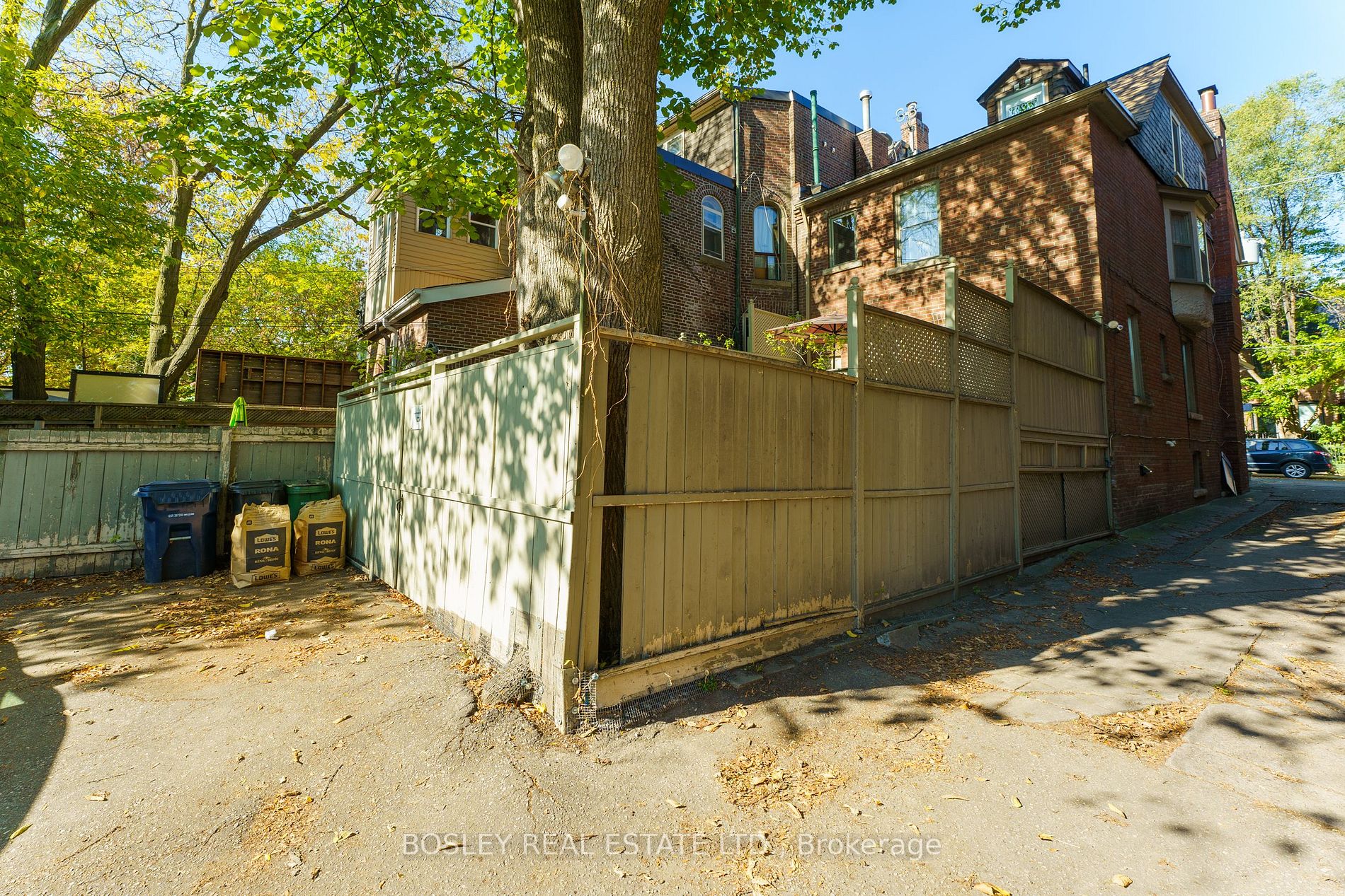 35 Aberdeen Ave