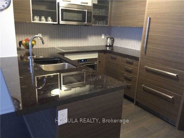 5162 Yonge St, #1215