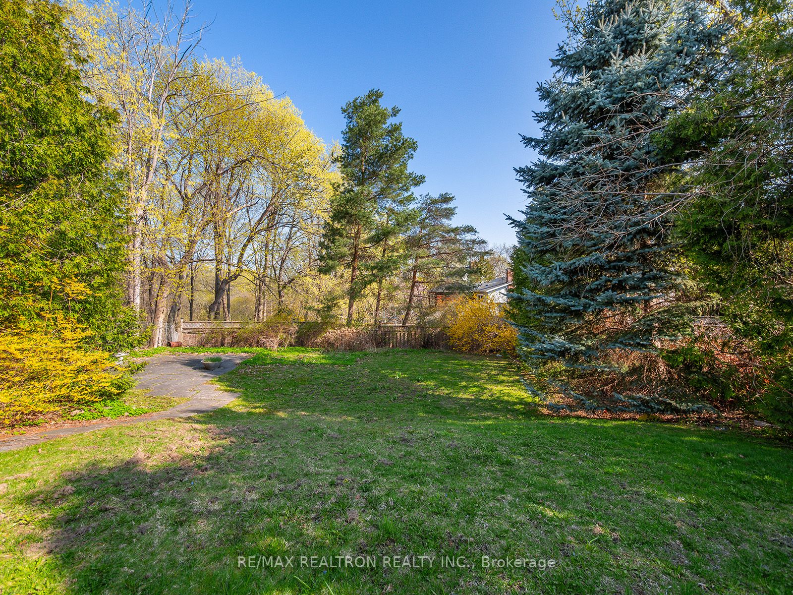 178 Blythwood Rd