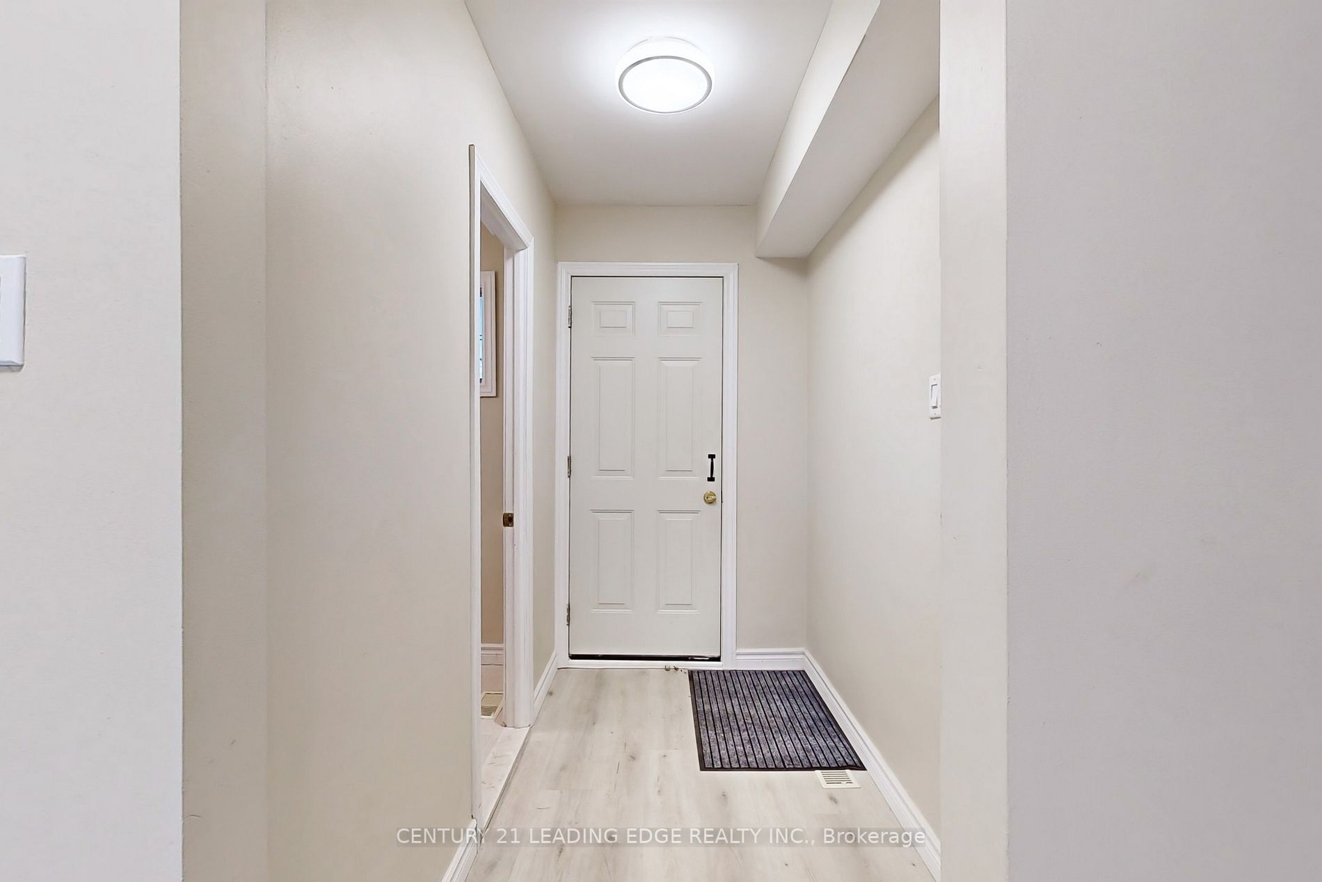 1041 Lillian St