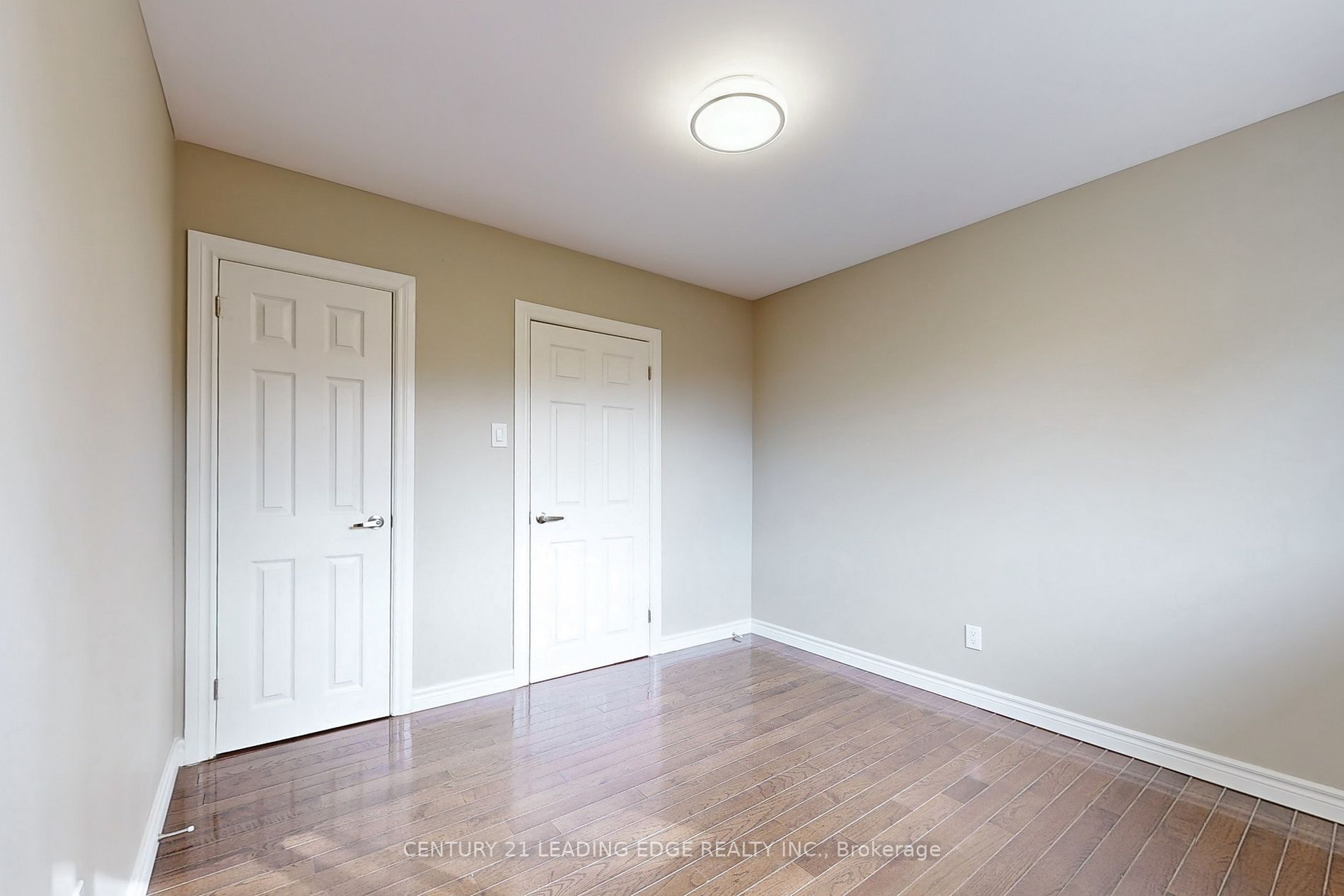 1041 Lillian St