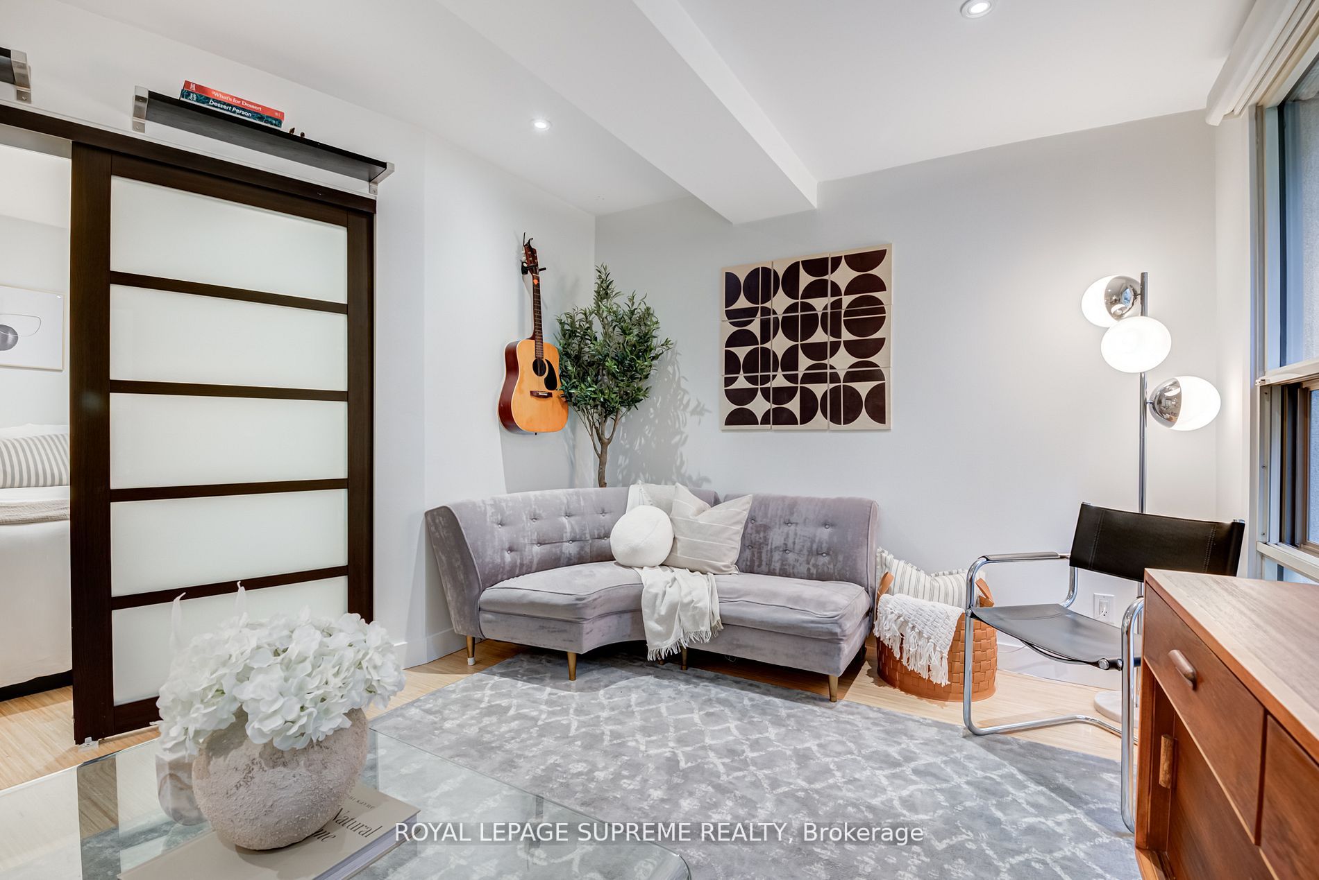 88 Charles St E, #107