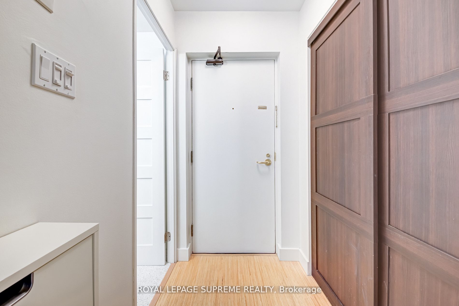 88 Charles St E, #107