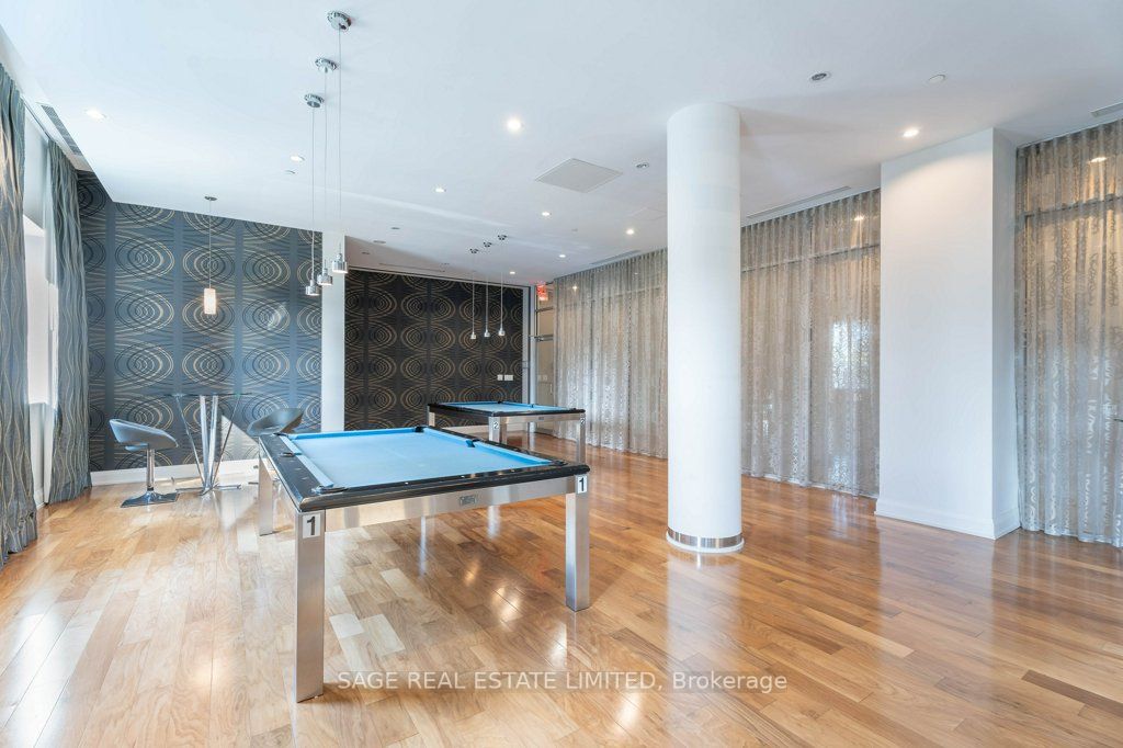 62 Forest Manor Rd, #1003