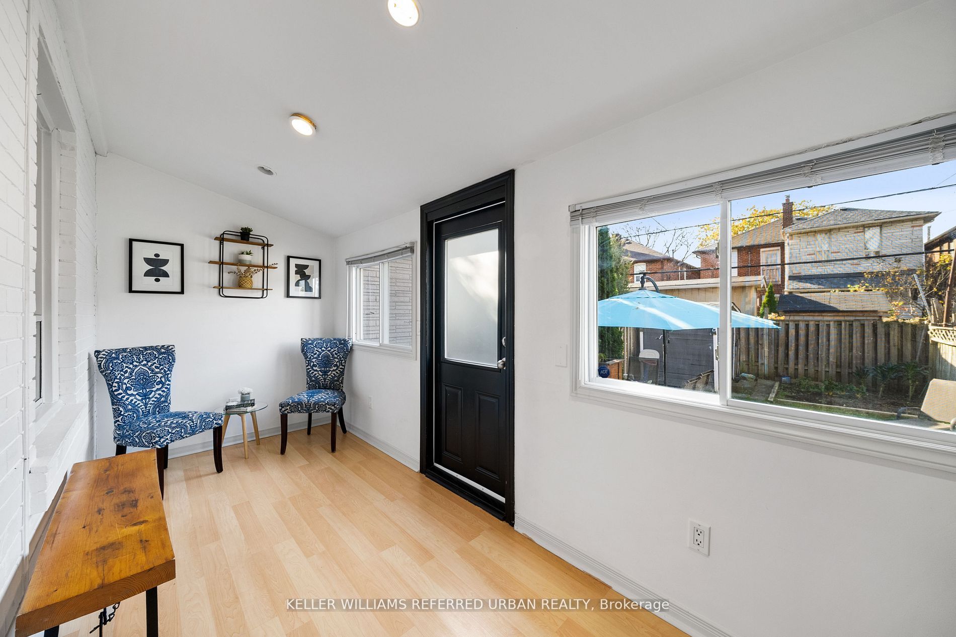 208 Winnett Avenue