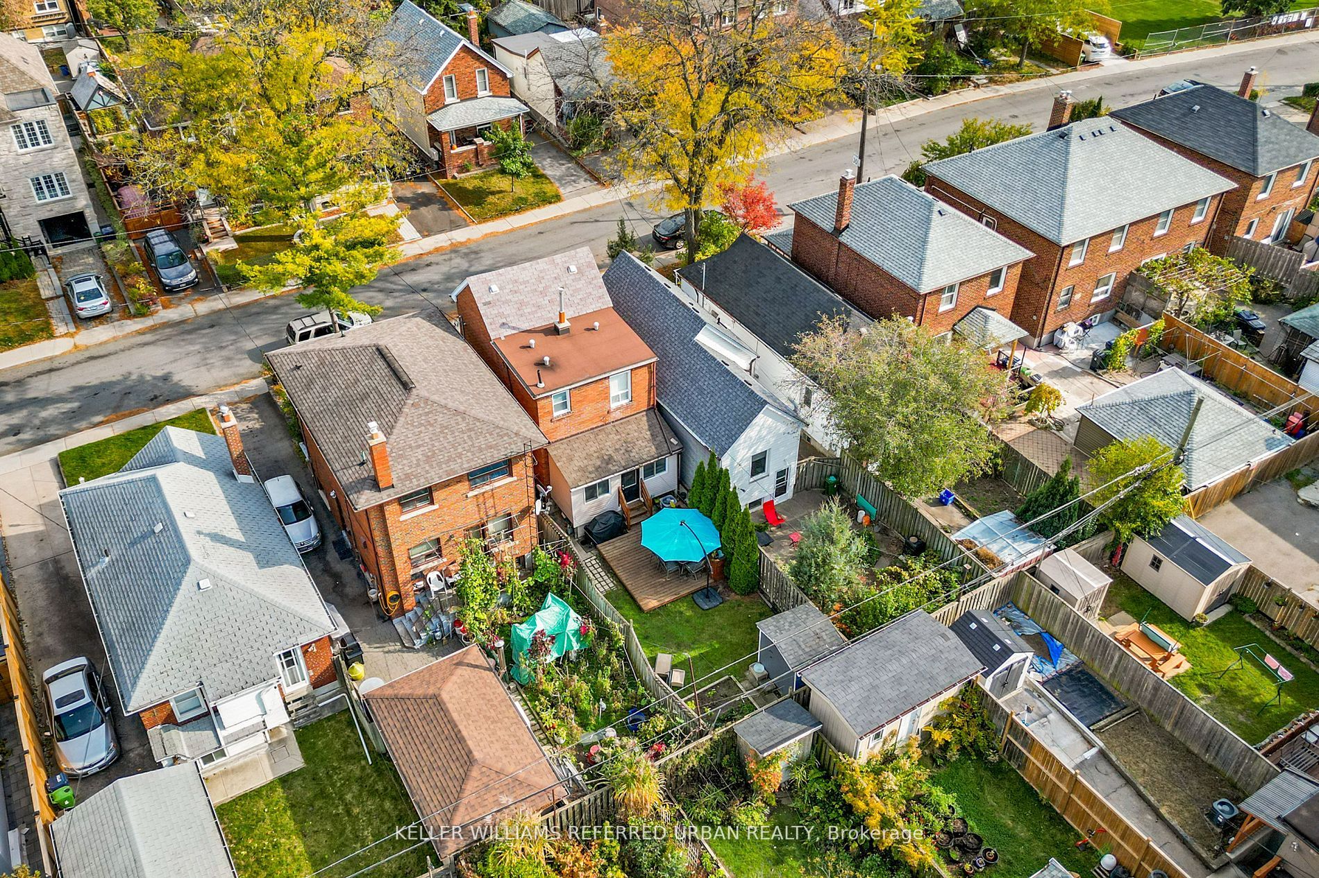 208 Winnett Avenue