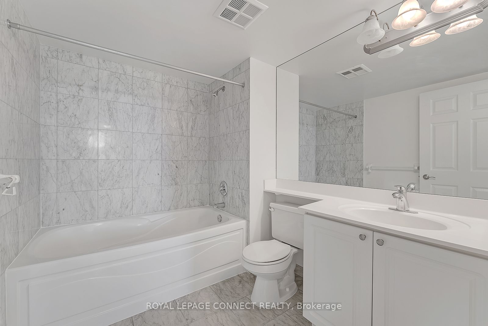 80 Harrison Garden Blvd, #318