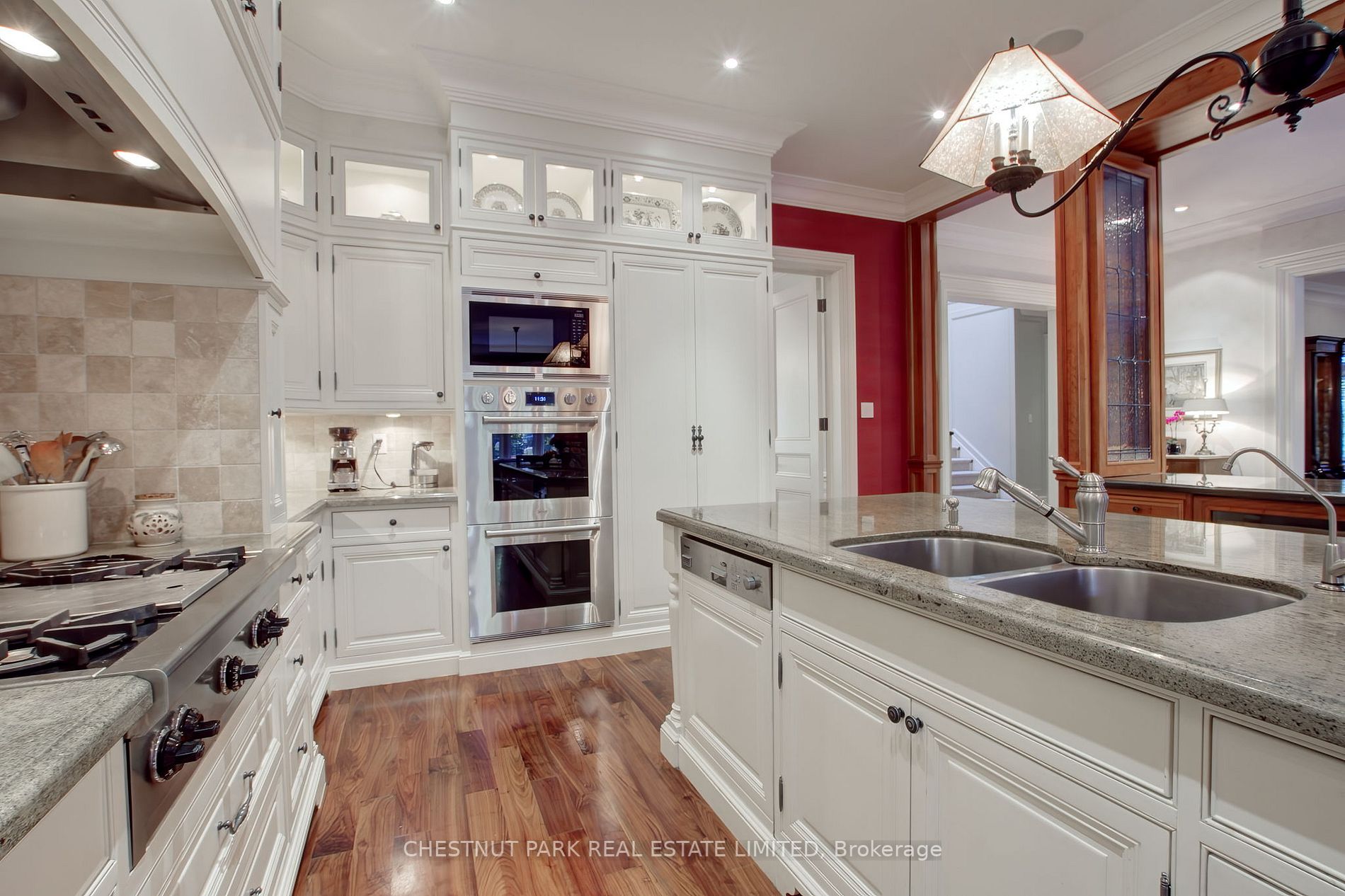 113 Donwoods Dr