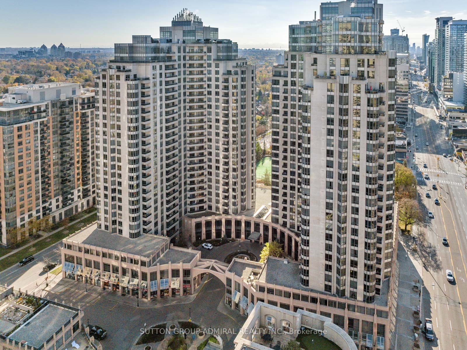 15 Northtown Way, #2021