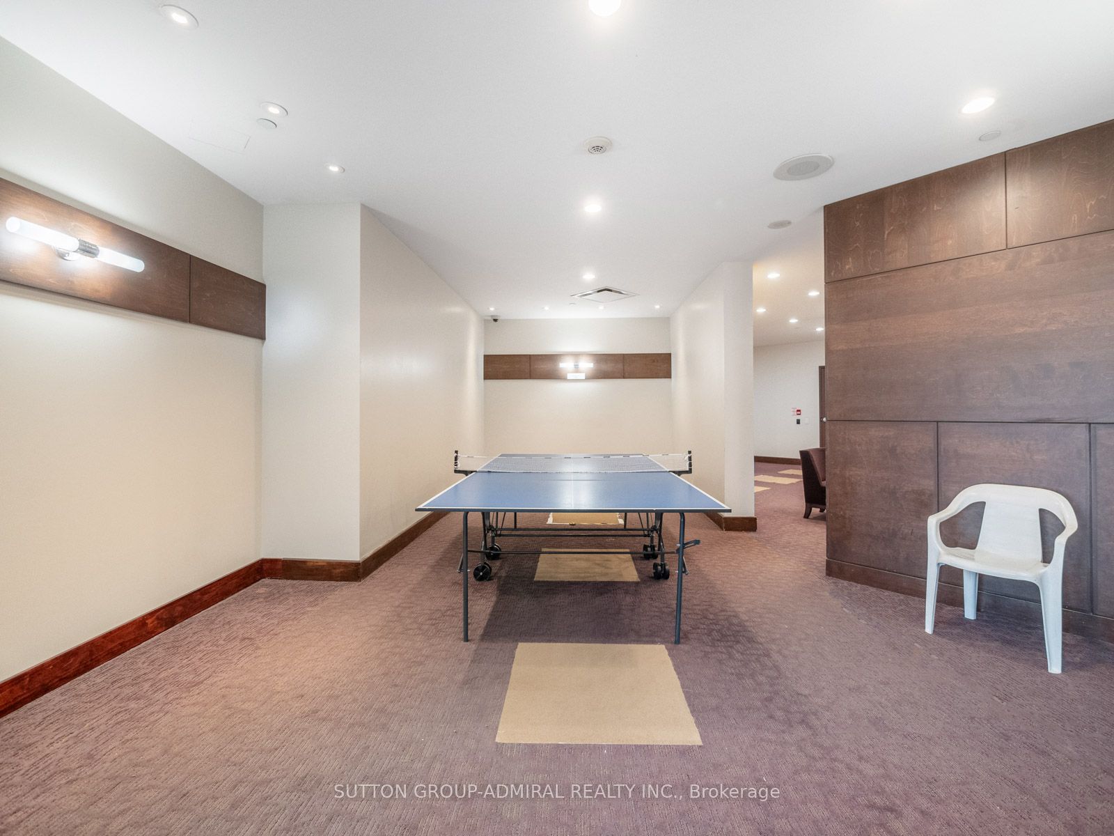 15 Northtown Way, #2021
