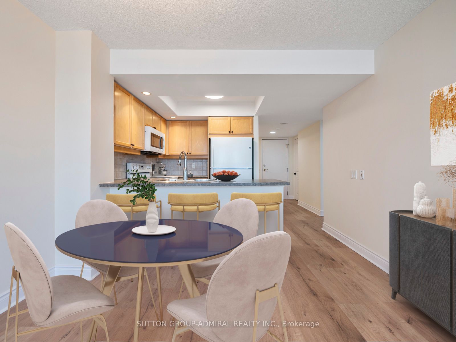 15 Northtown Way, #2021