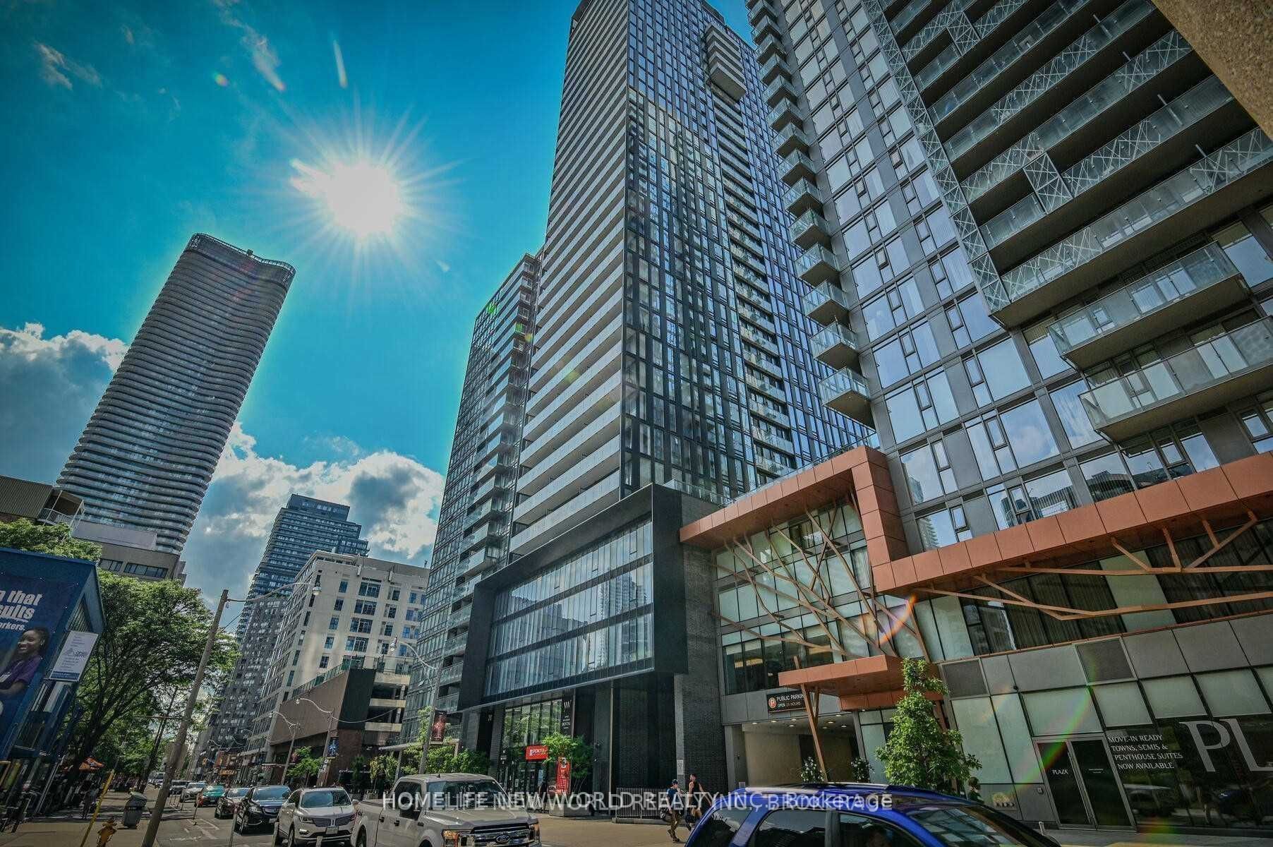 28 Wellesley St E, #1601