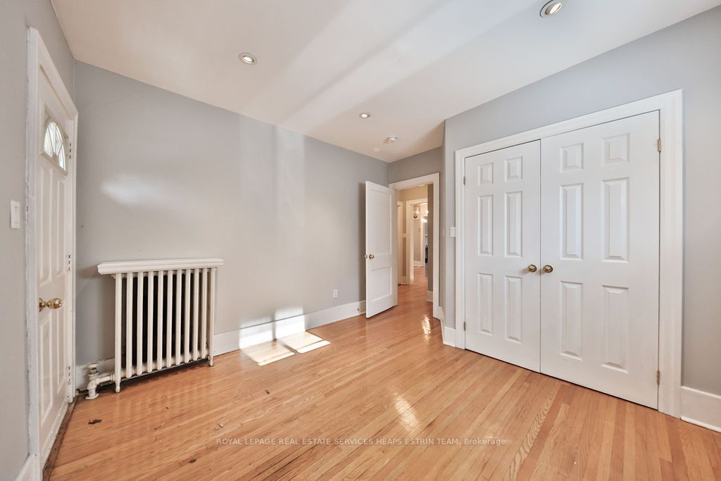 878 Avenue Rd, #2