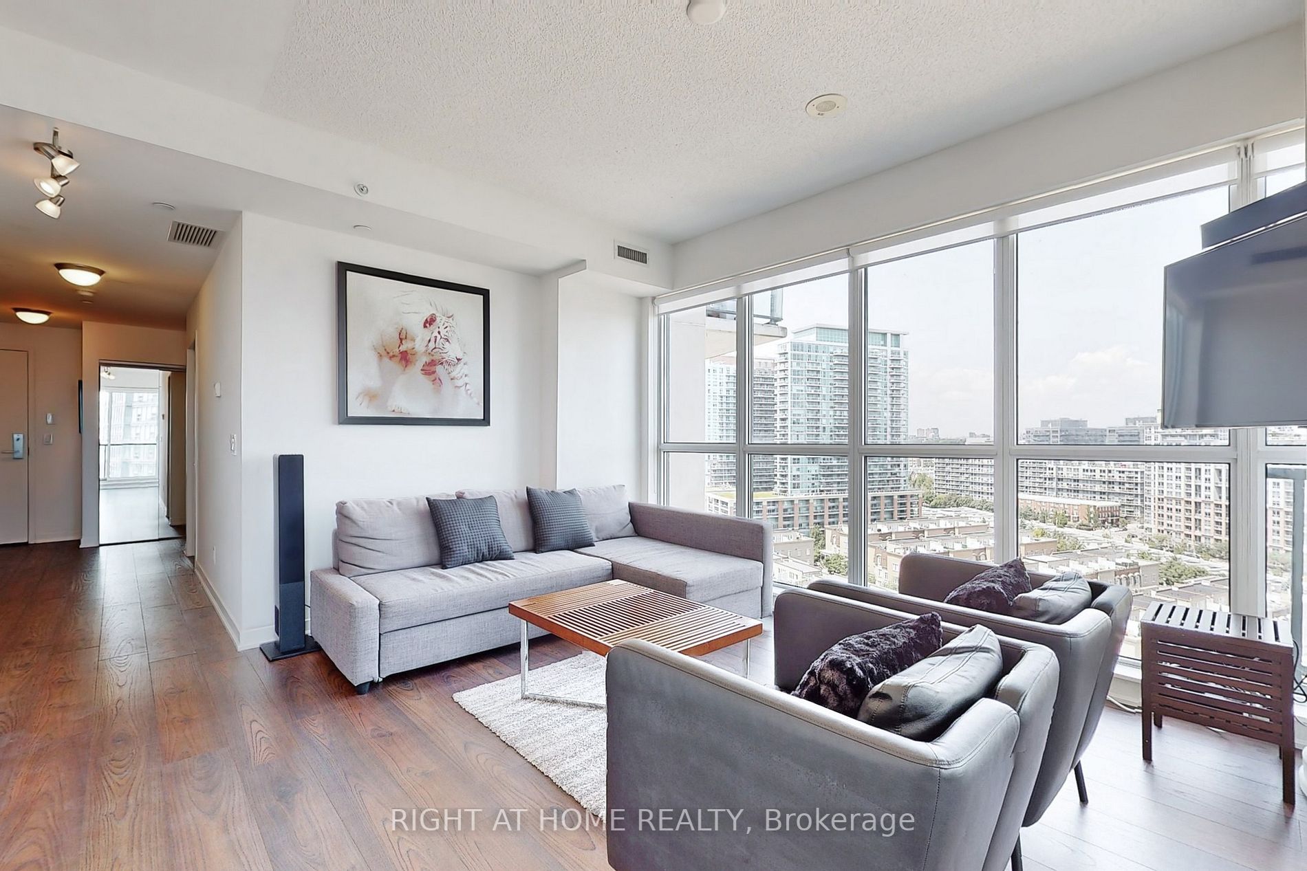 51 East Liberty St, #1304