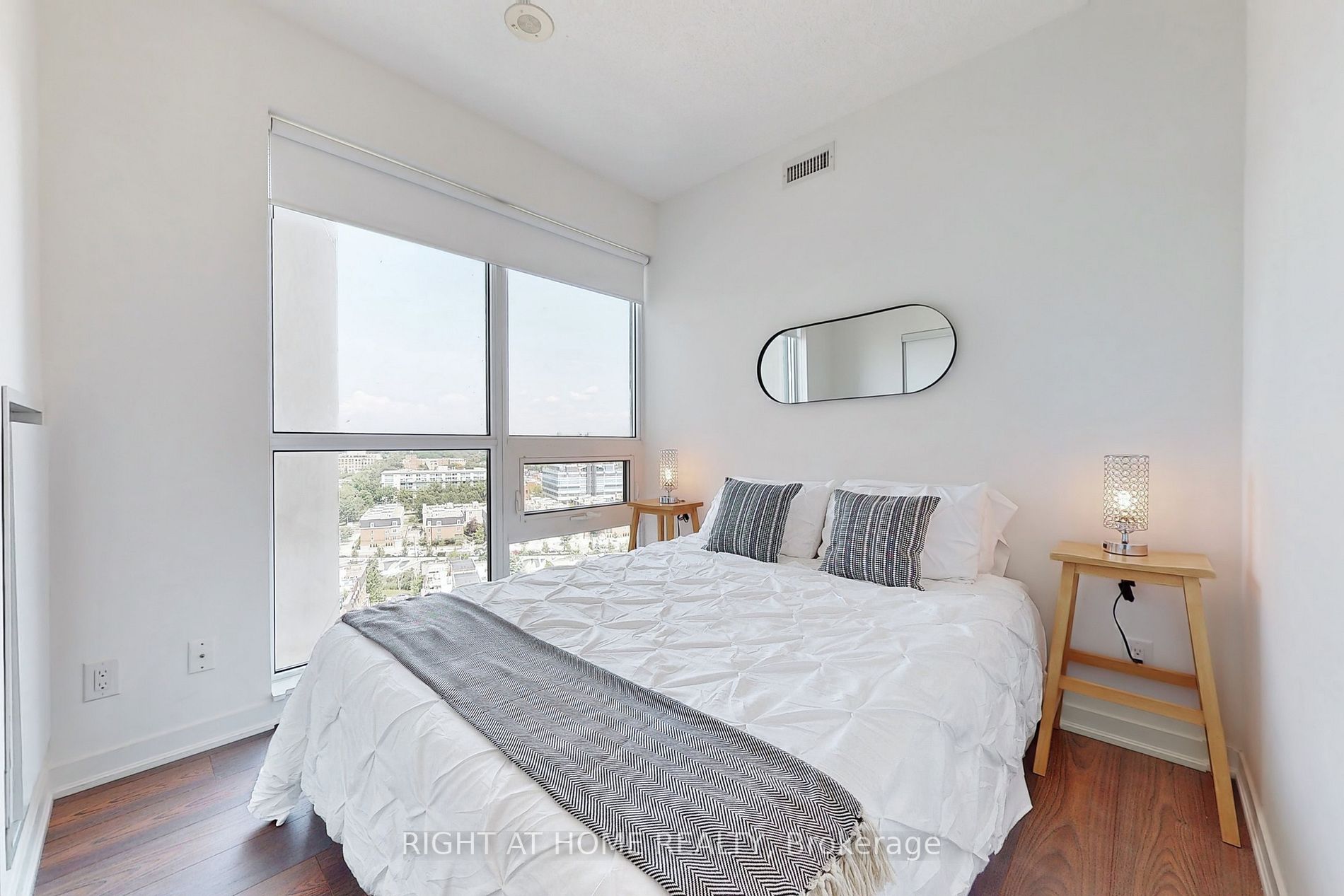 51 East Liberty St, #1304