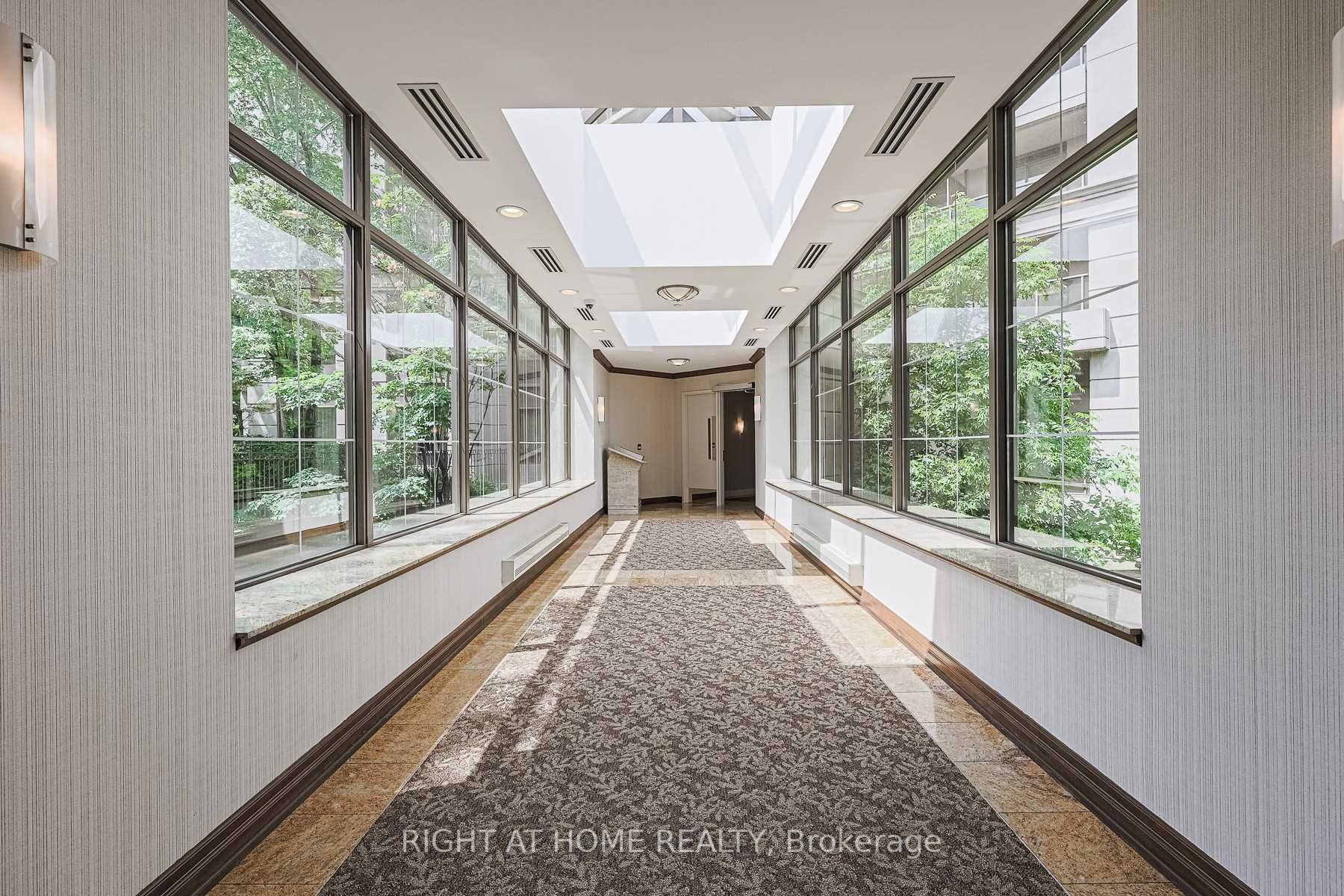 78 Harrison Garden Blvd, #1214