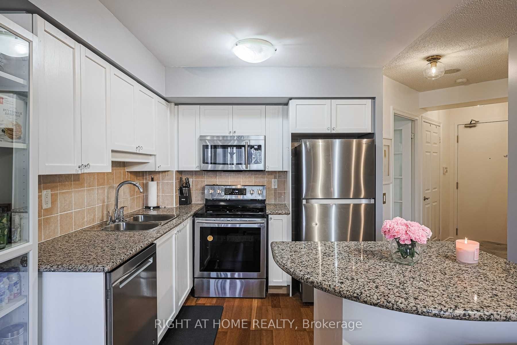 78 Harrison Garden Blvd, #1214