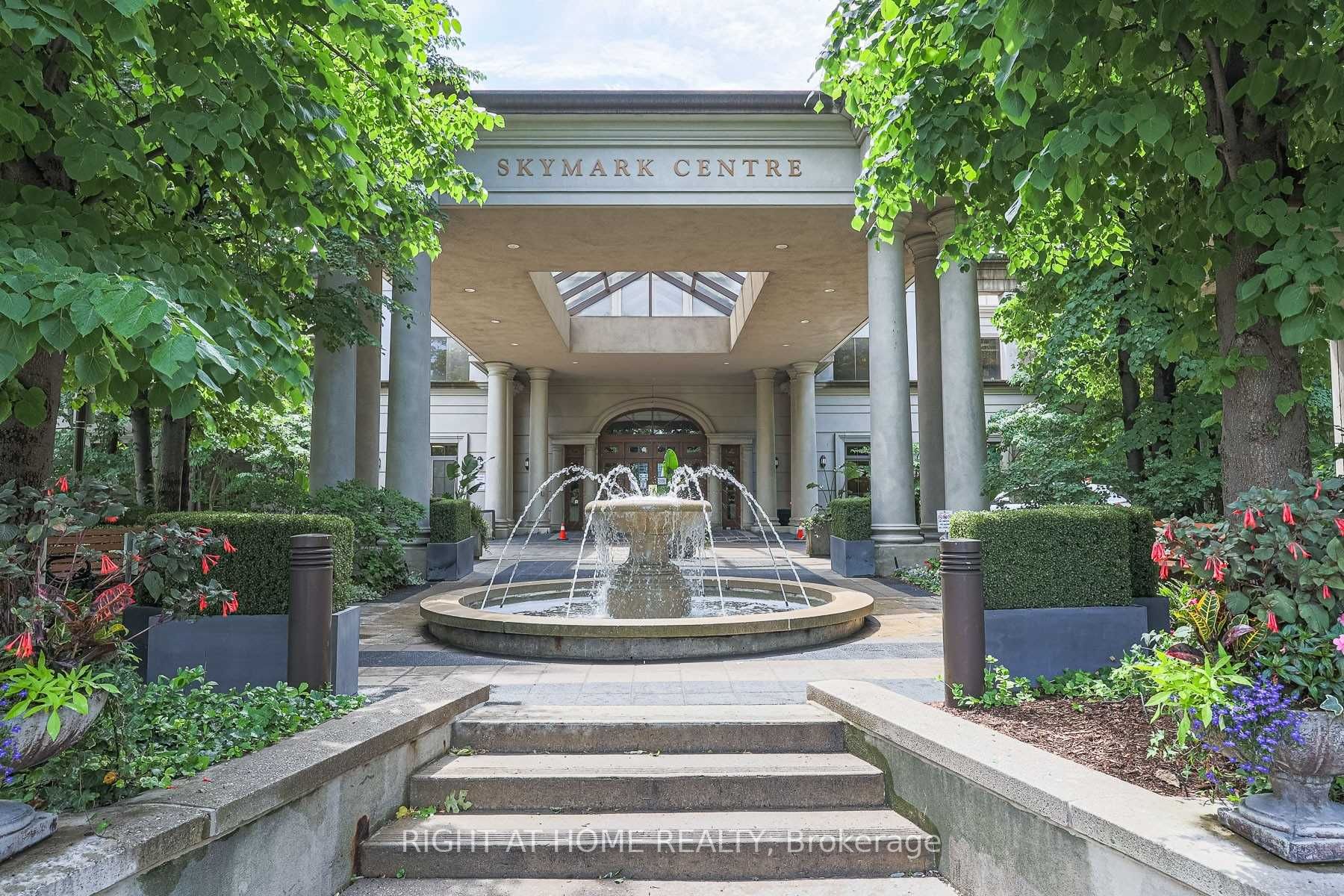78 Harrison Garden Blvd, #1214