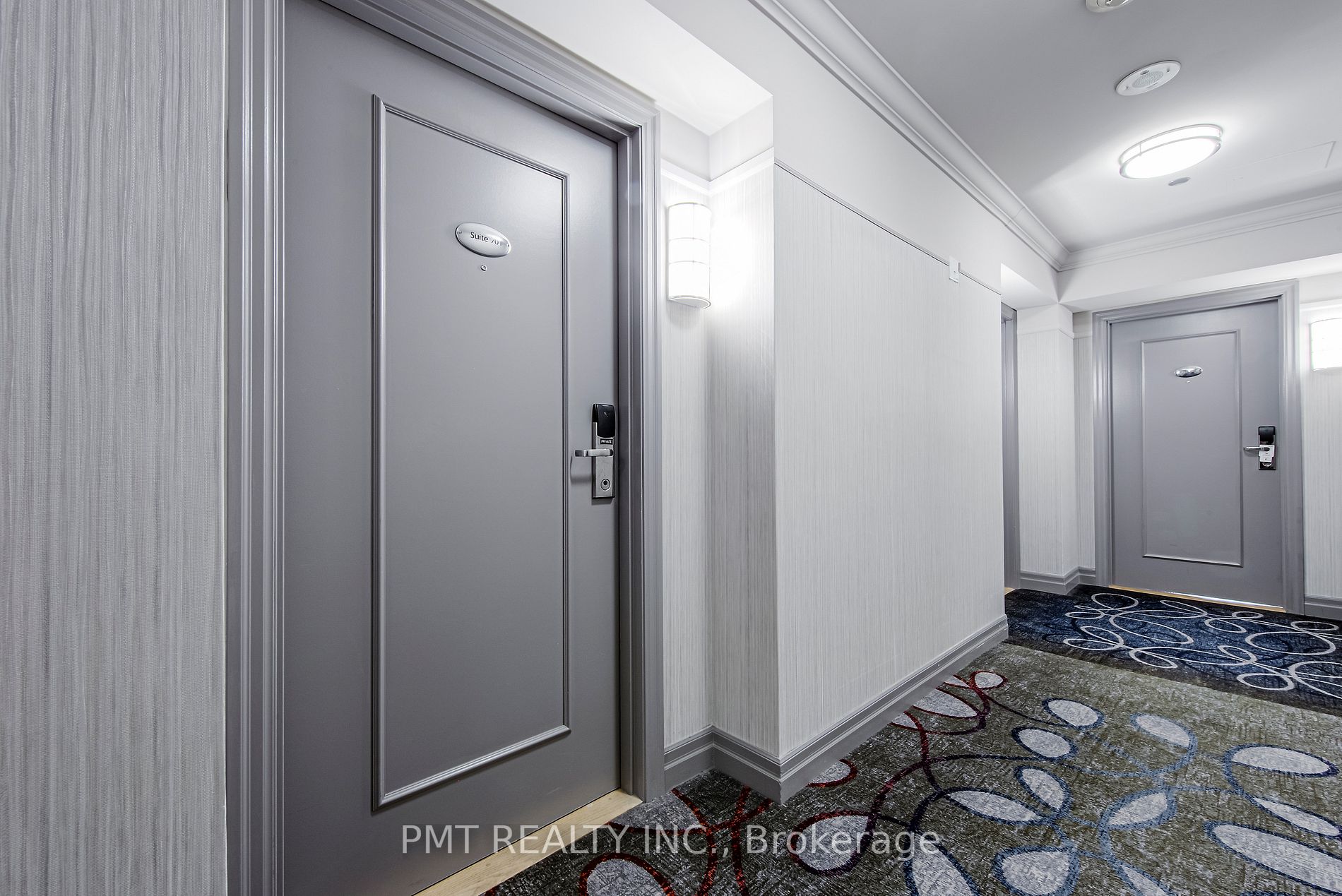 1 King St W, #701