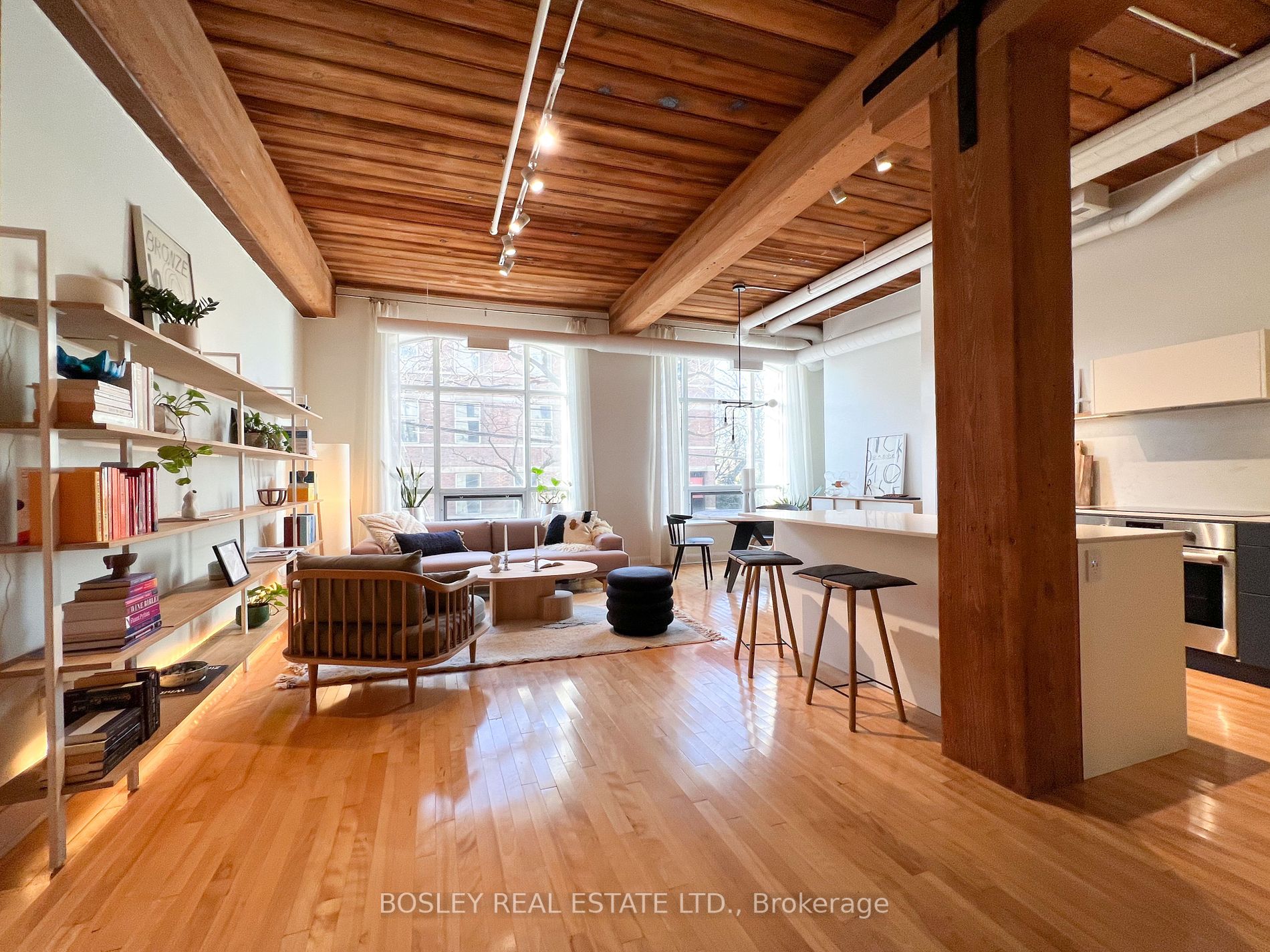 993 Queen St W, #114