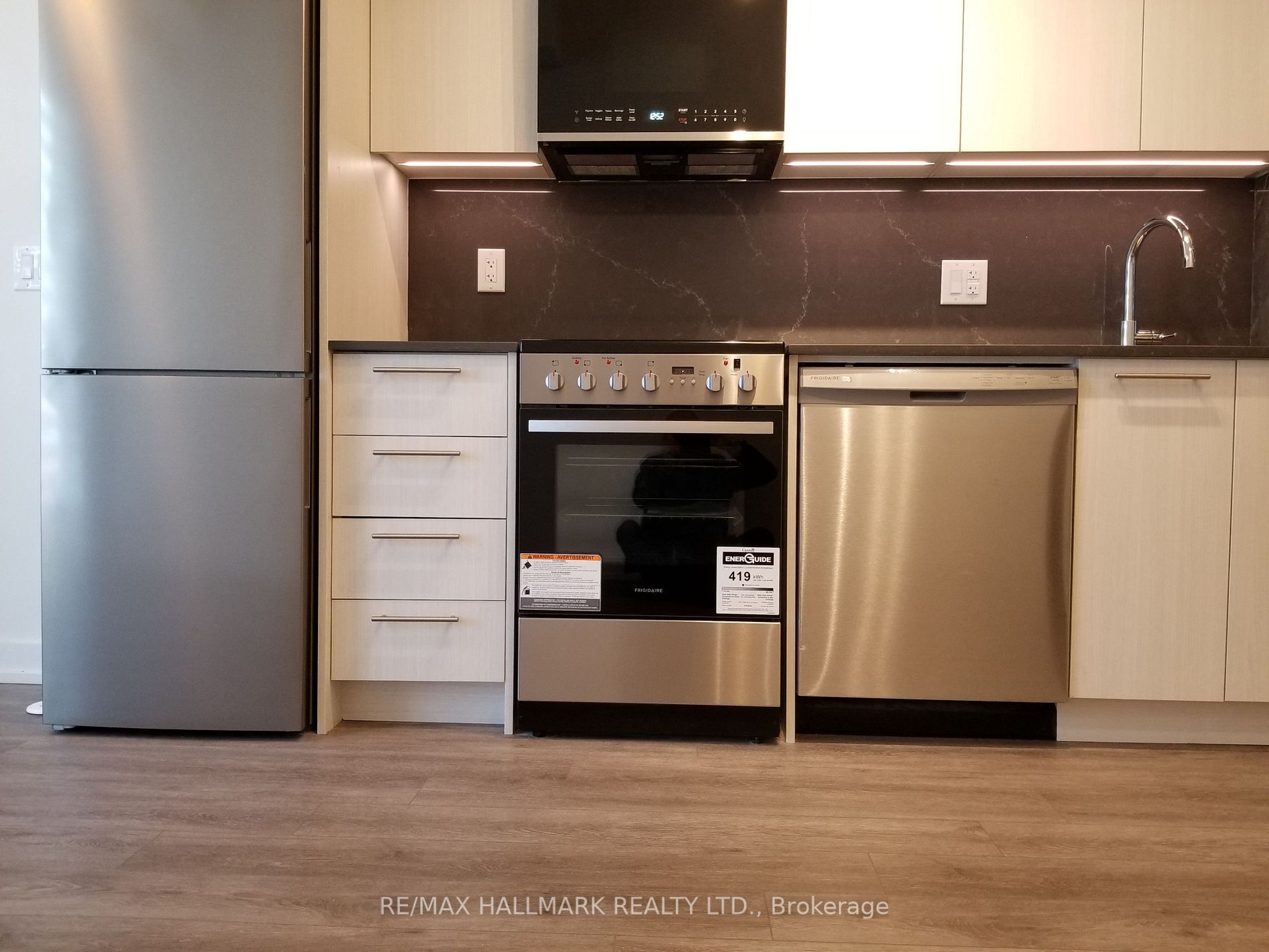 871 Sheppard Ave W, #40