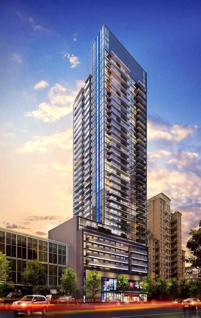 125 Redpath Ave, #815