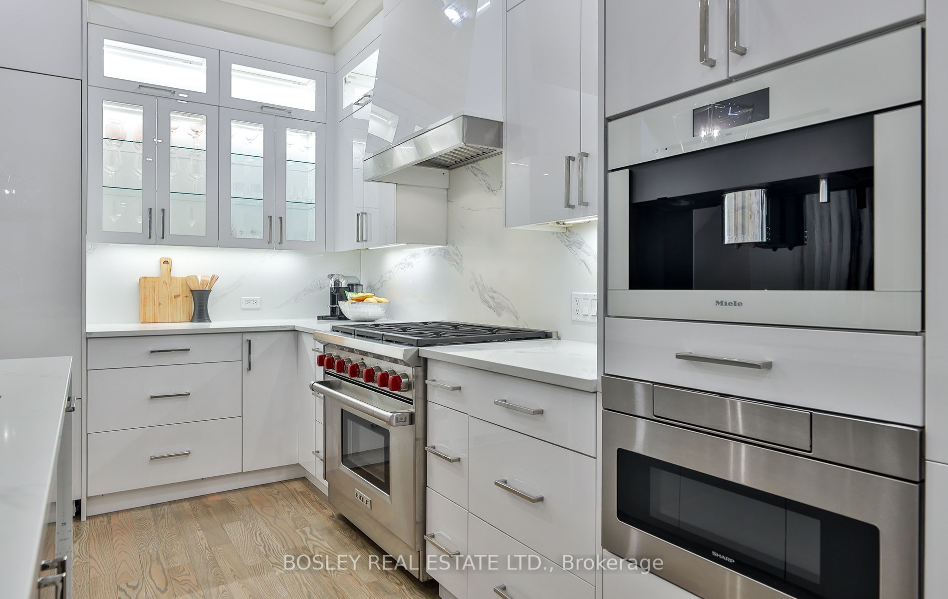 316 Broadway Ave