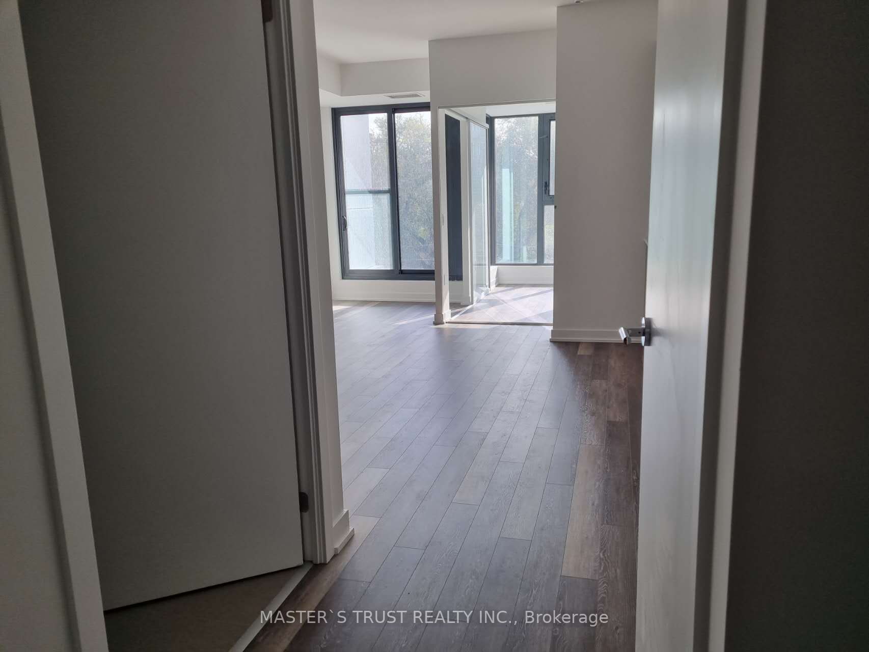 250 Lawrence Ave W, #410