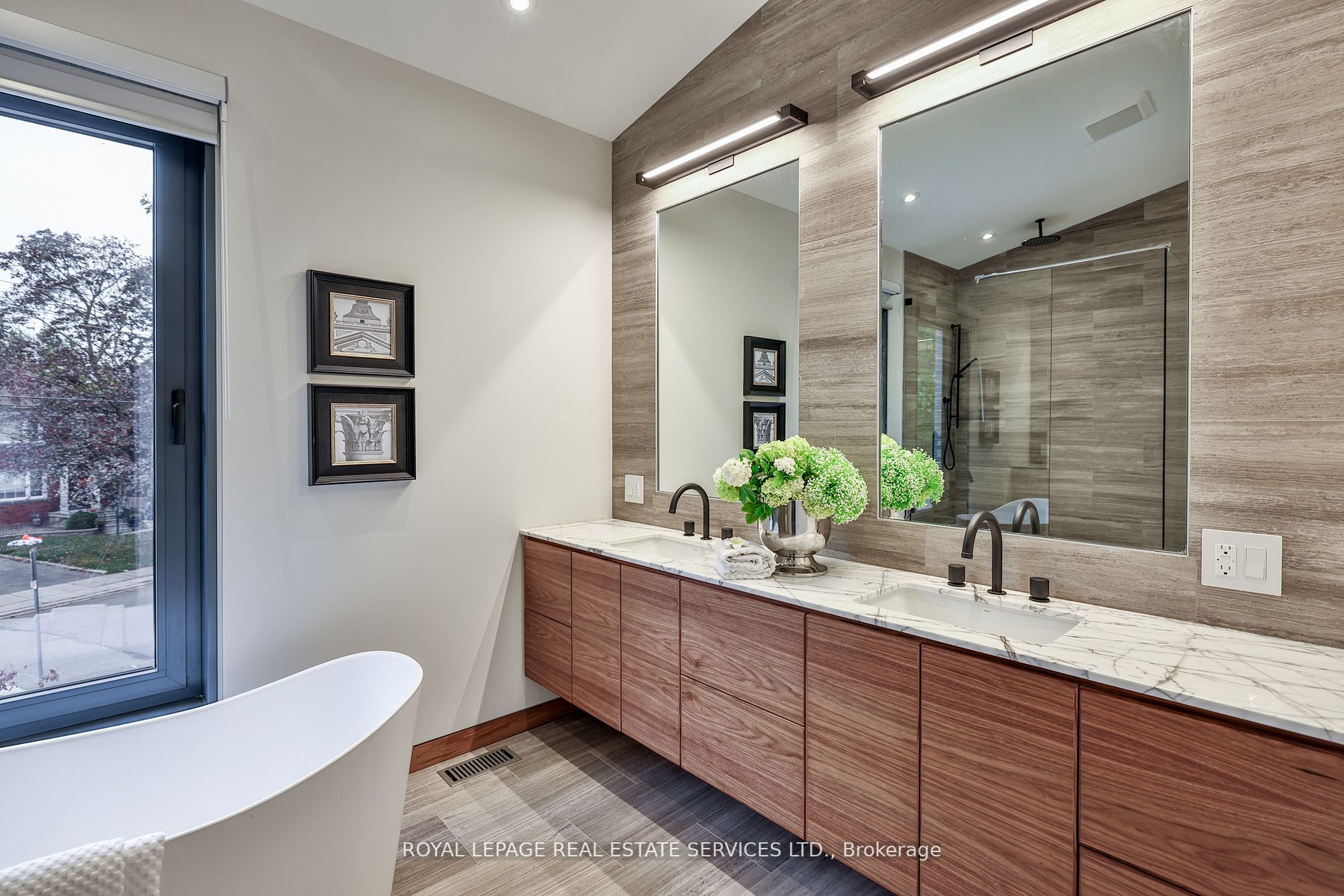 79 Brentcliffe Rd