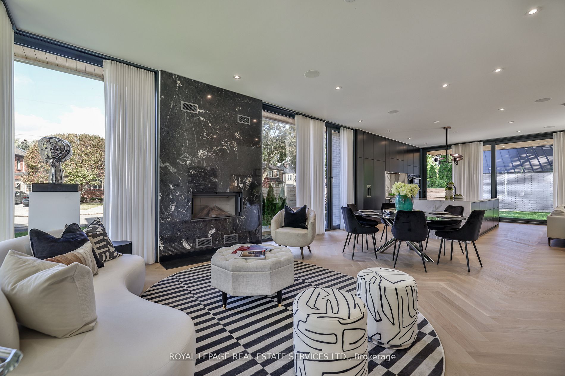 79 Brentcliffe Rd