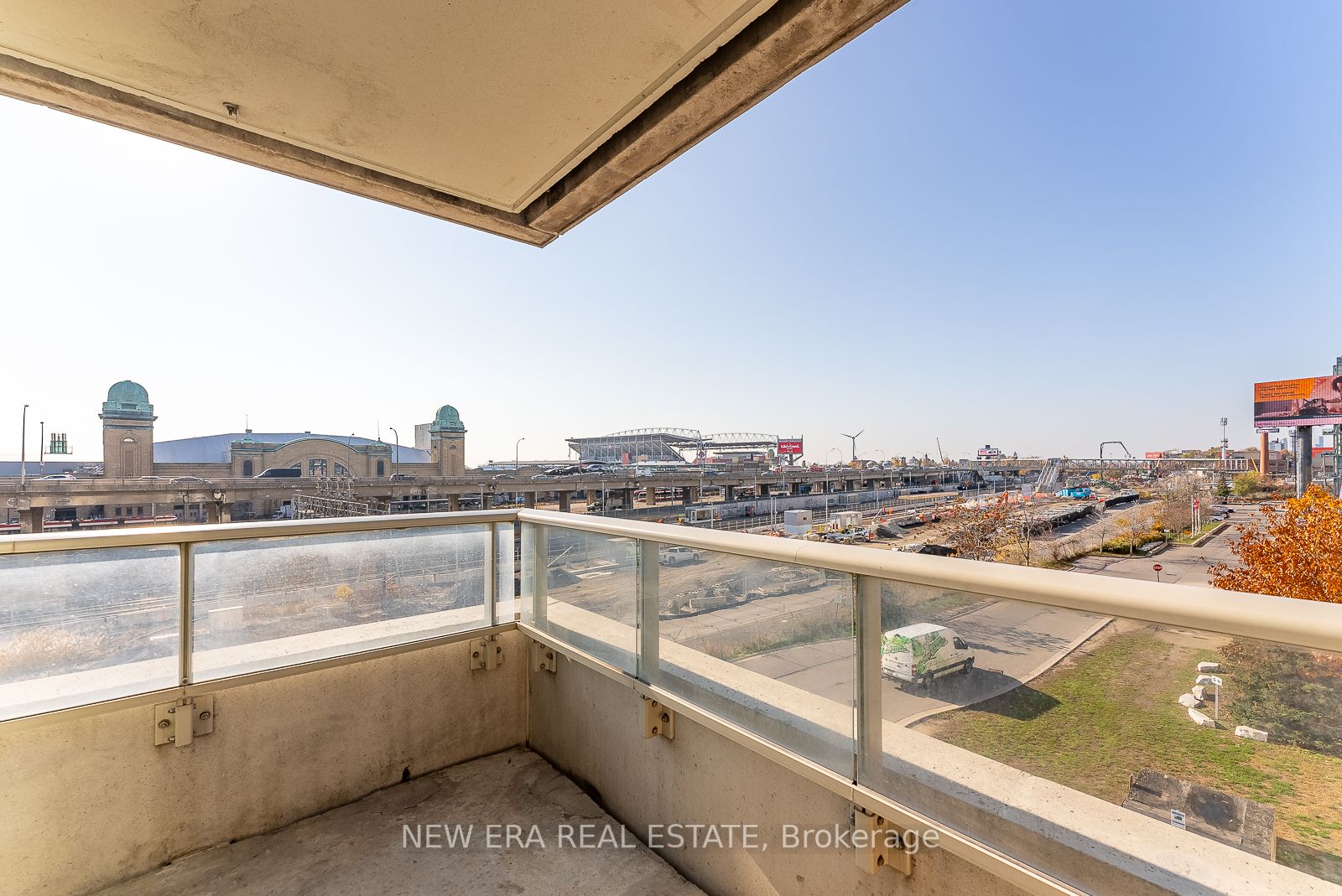 85 East Liberty St, #404
