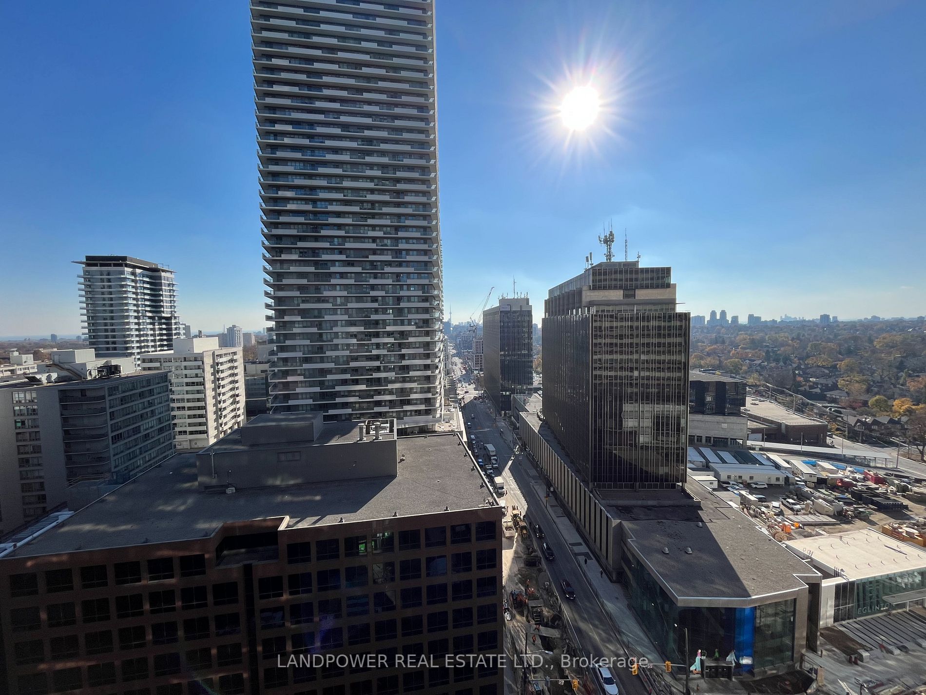 8 Eglinton Ave E, #1302