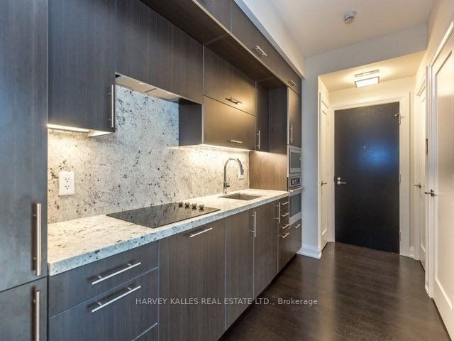 5 Sheppard Ave E, #2121