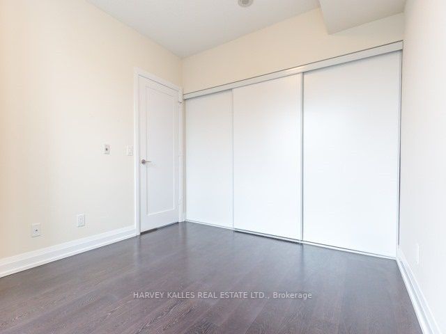5 Sheppard Ave E, #2121