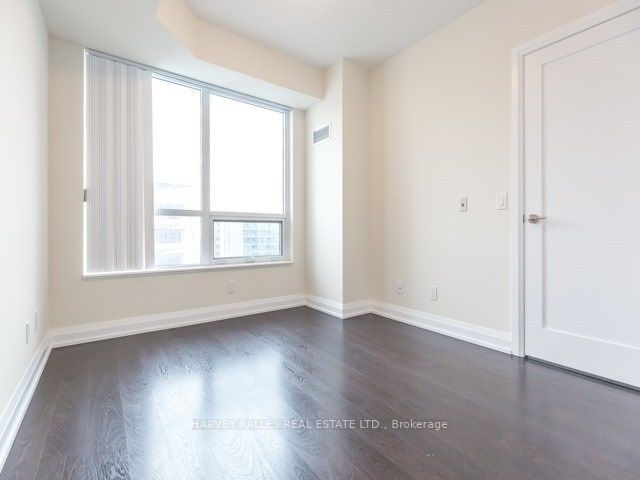 5 Sheppard Ave E, #2121