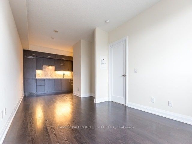 5 Sheppard Ave E, #2121