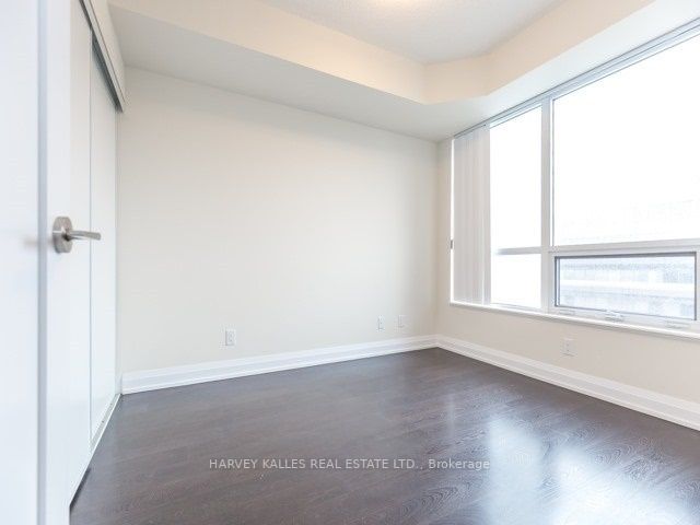 5 Sheppard Ave E, #2121