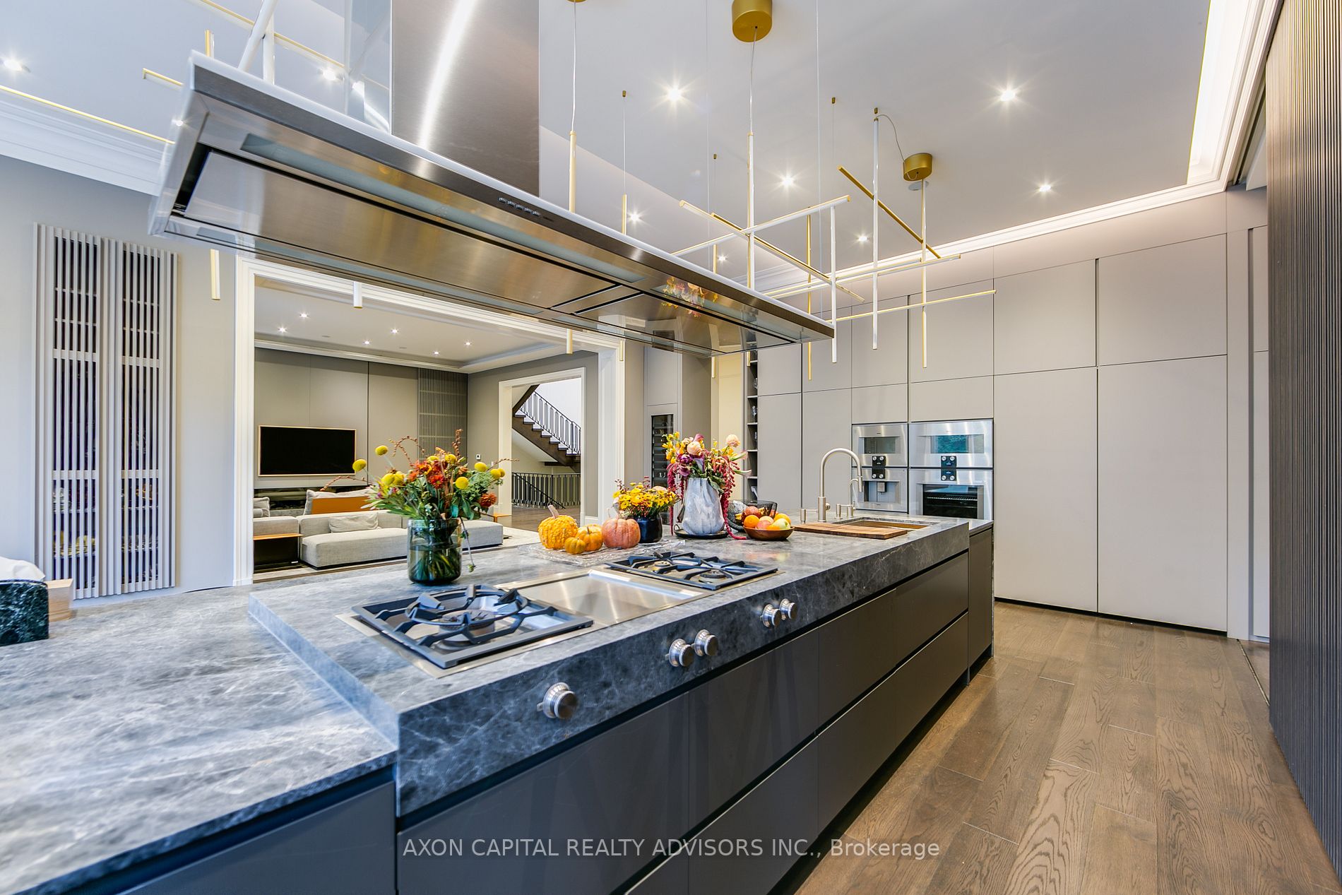 17 Chieftain Cres